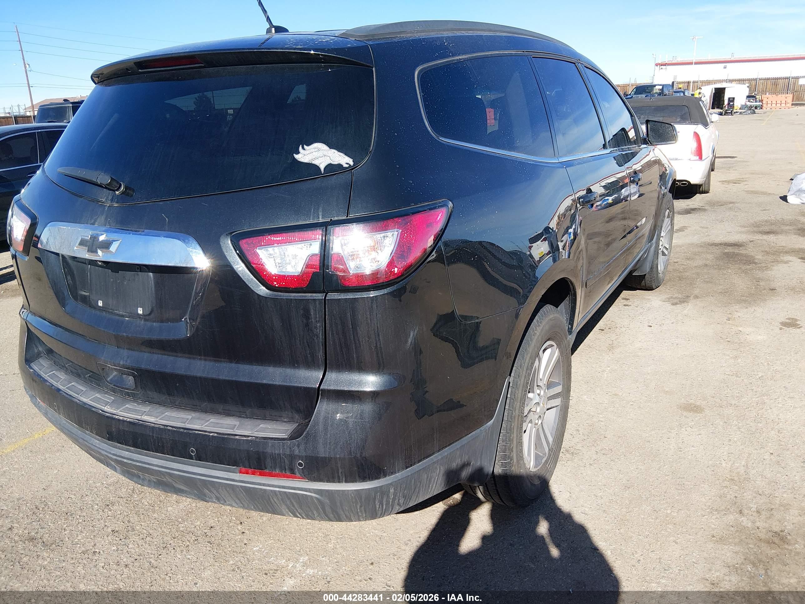 CHEVROLET TRAVERSE image 4