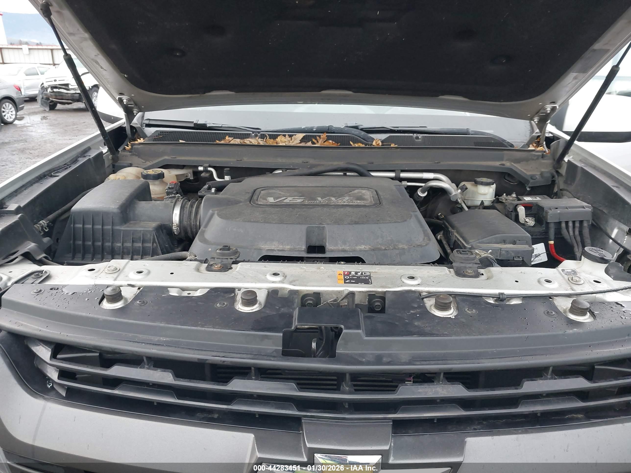 CHEVROLET COLORADO image 10