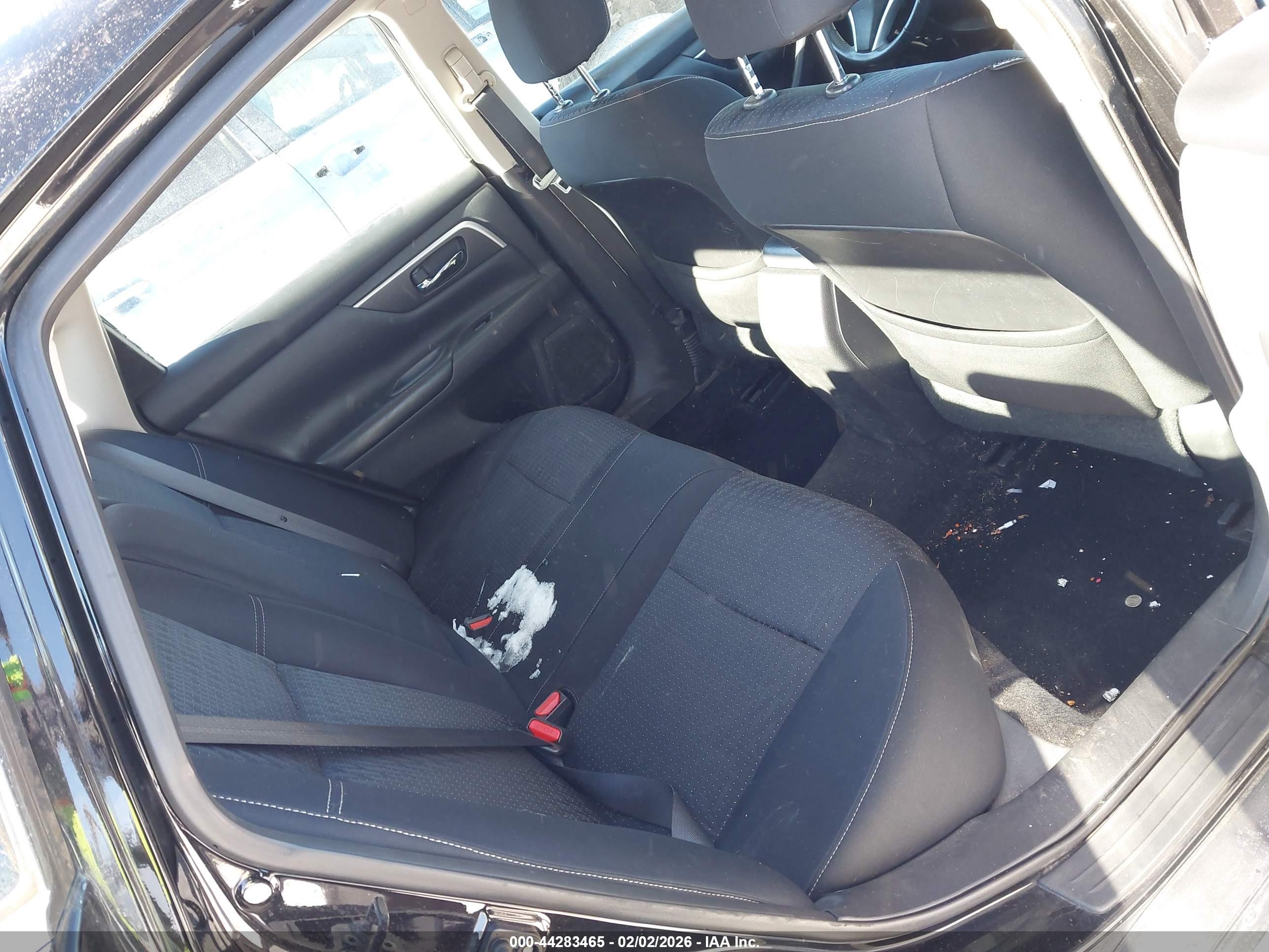 NISSAN ALTIMA image 8