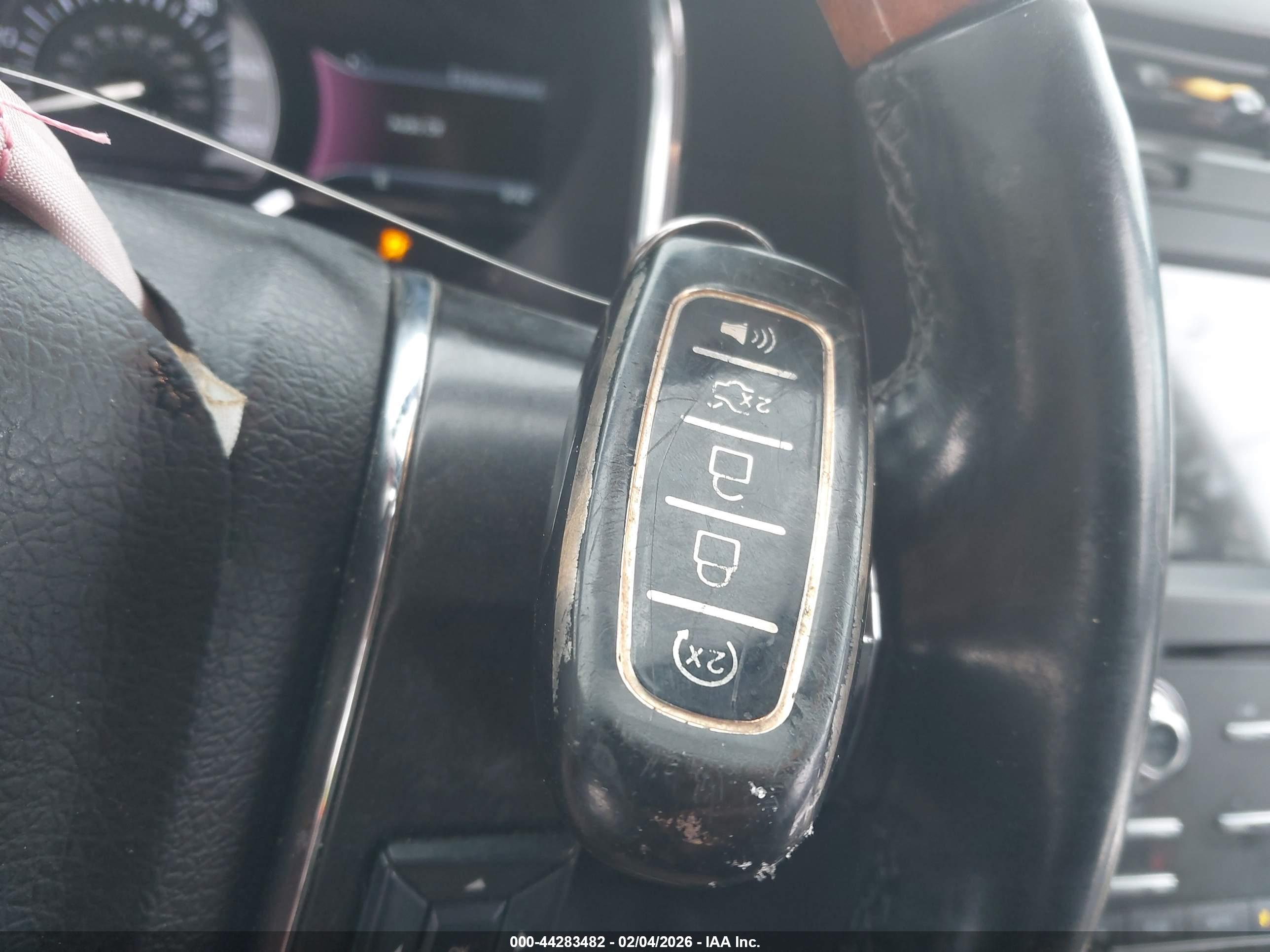 LINCOLN NAVIGATOR image 11