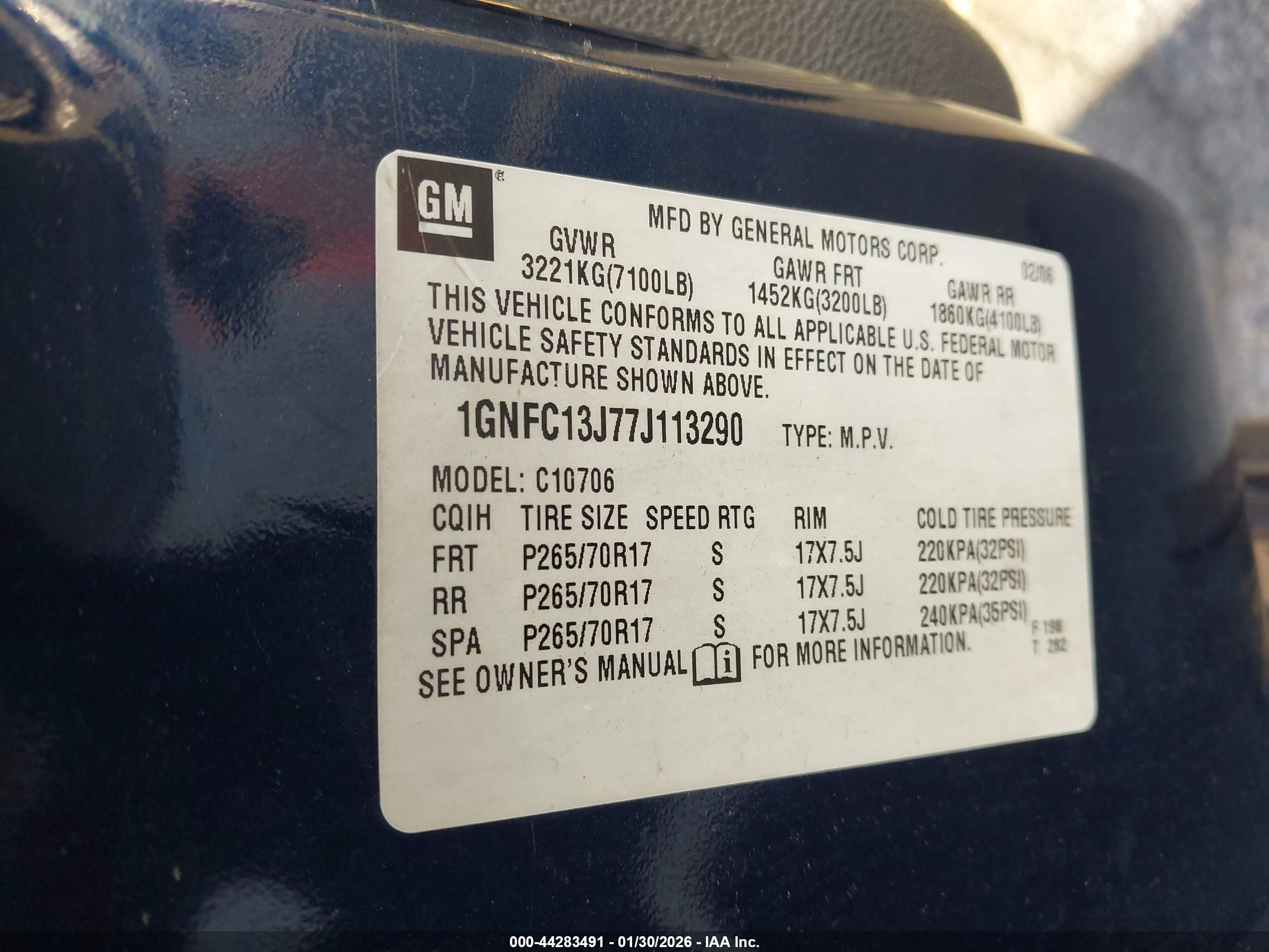 CHEVROLET TAHOE image 9