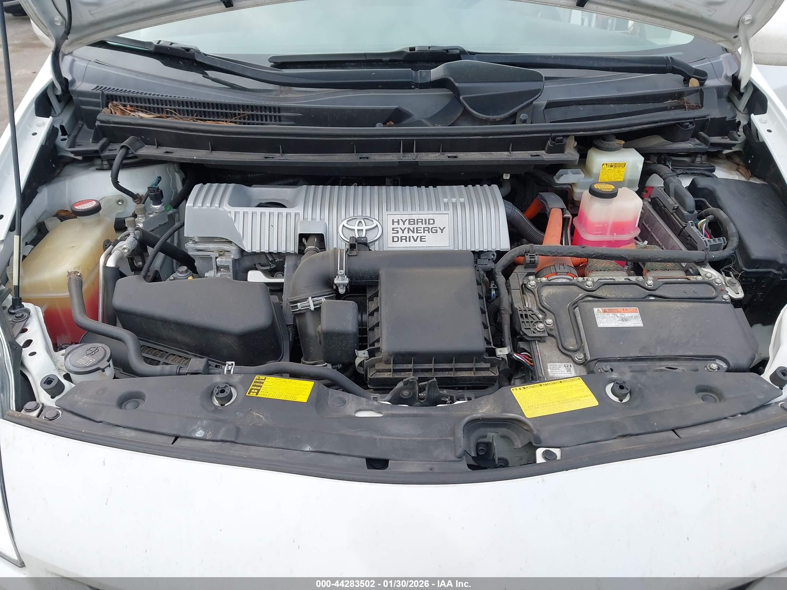 TOYOTA PRIUS image 10