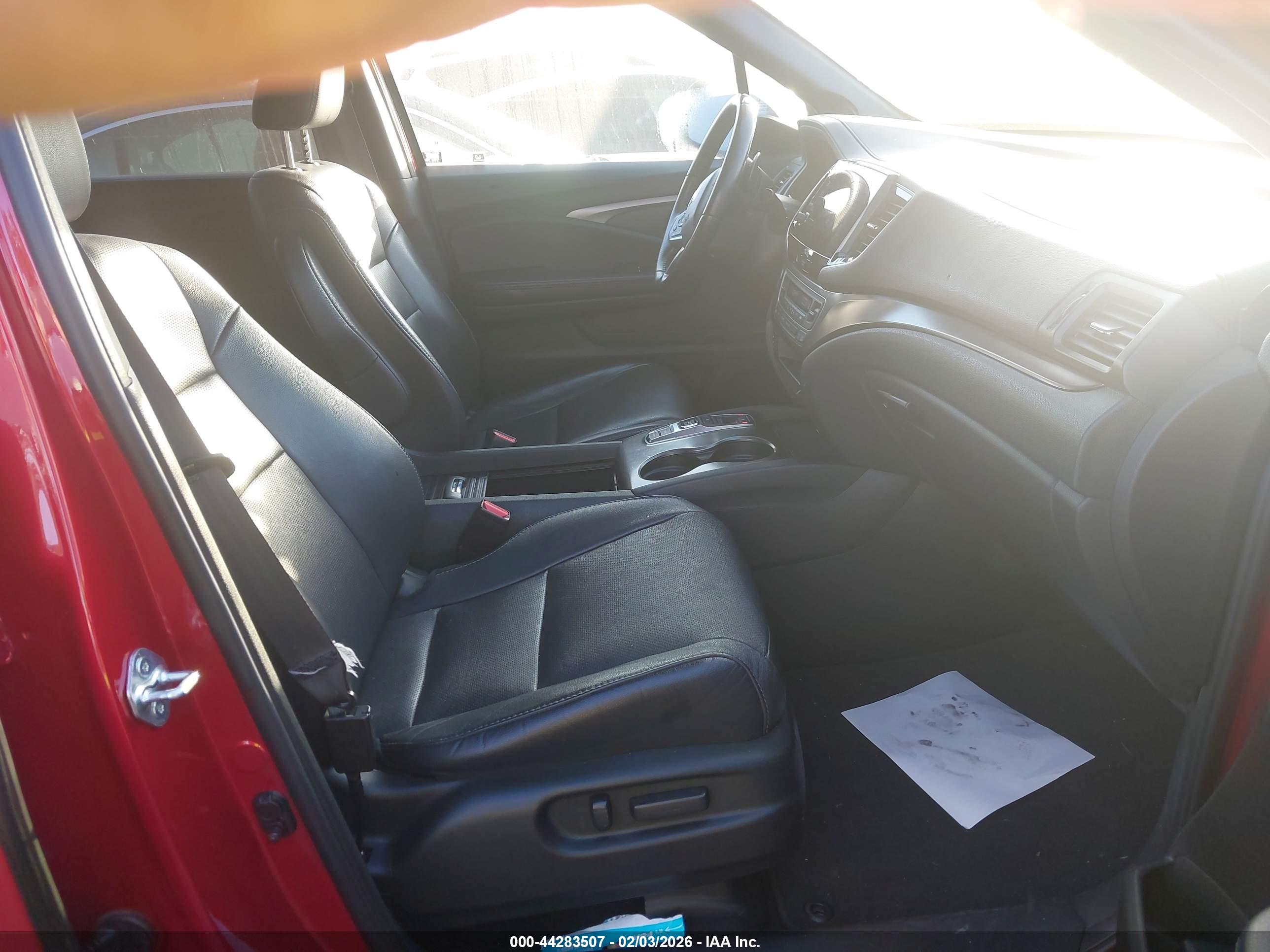 HONDA PASSPORT image 5