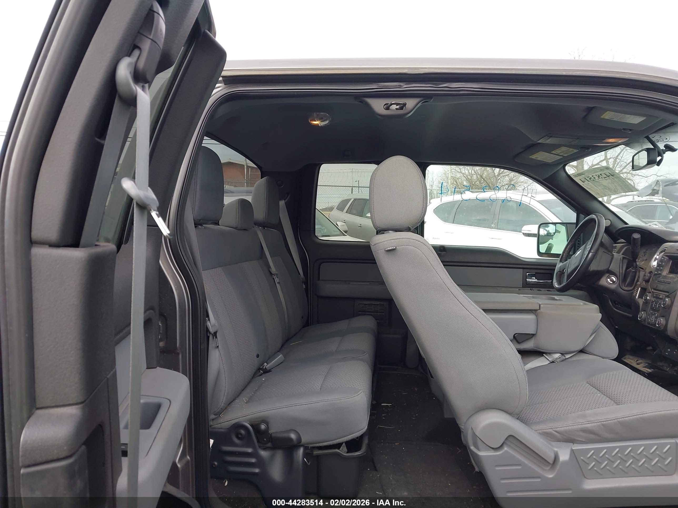 FORD F-150 image 8