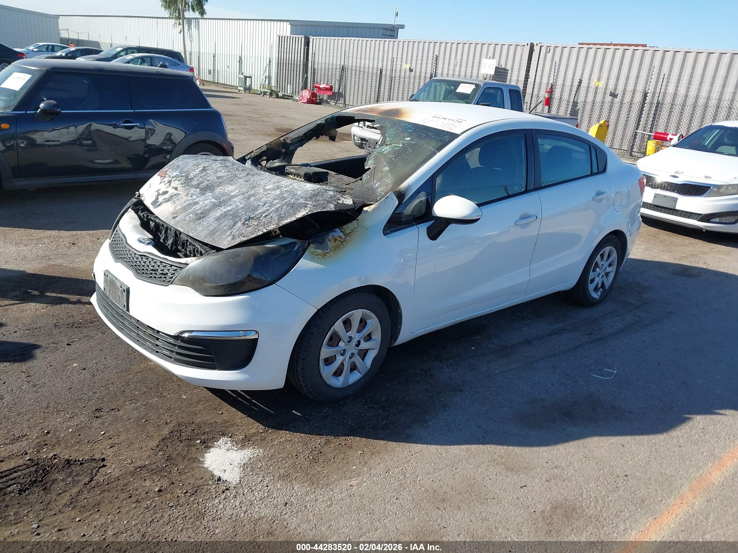 KIA RIO image 2