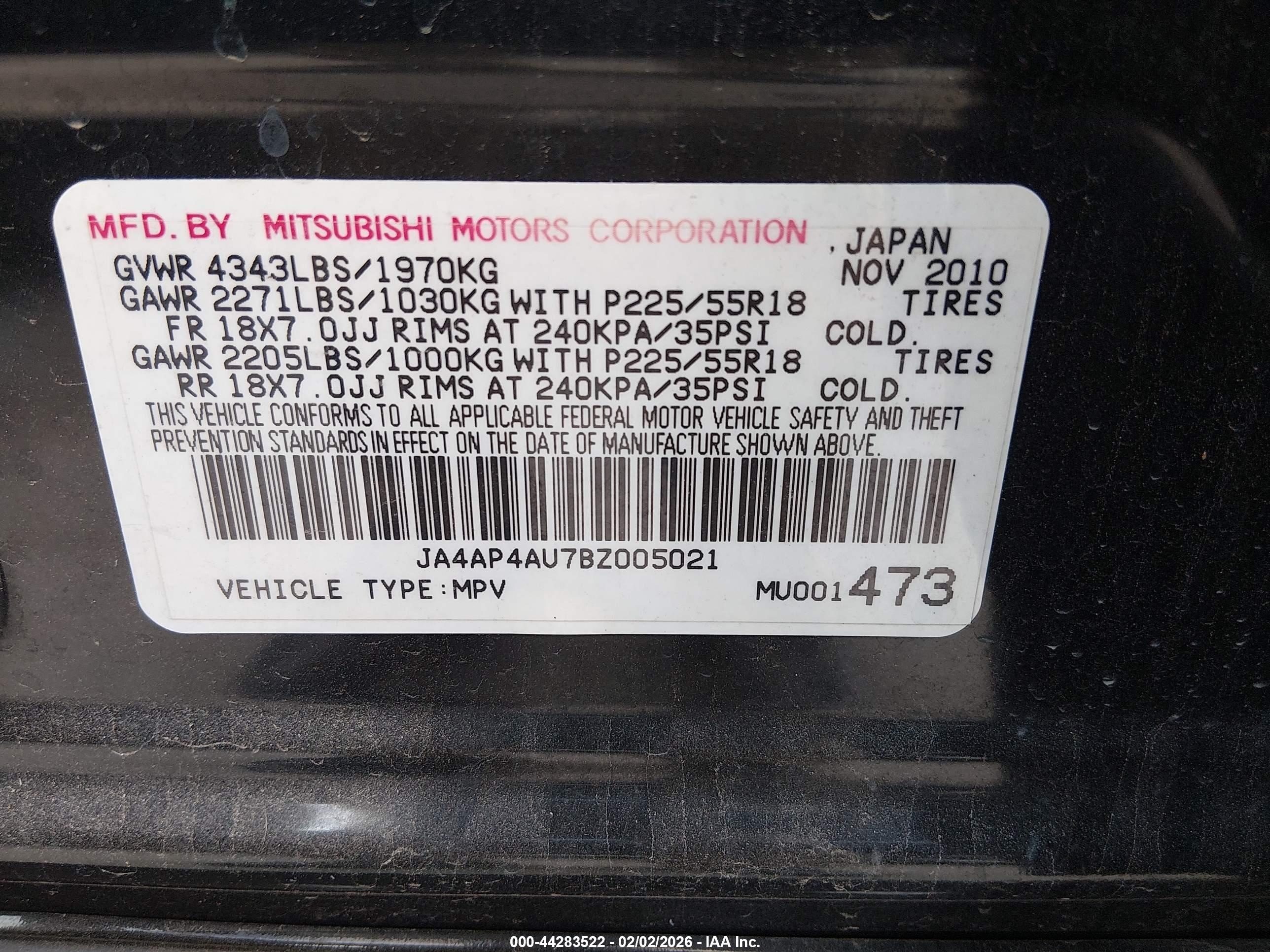 MITSUBISHI OUTLANDER image 9