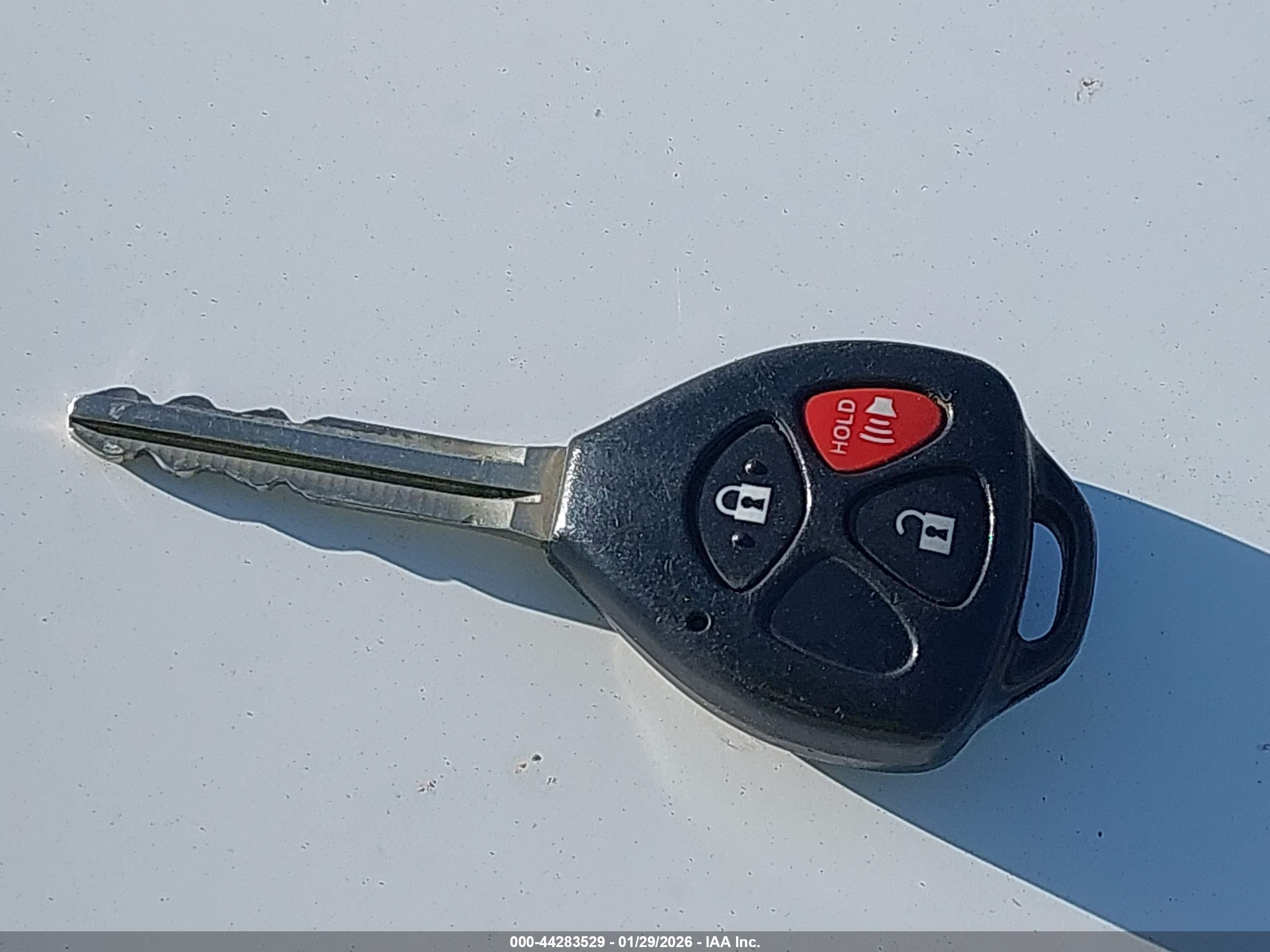 TOYOTA RAV4 image 11