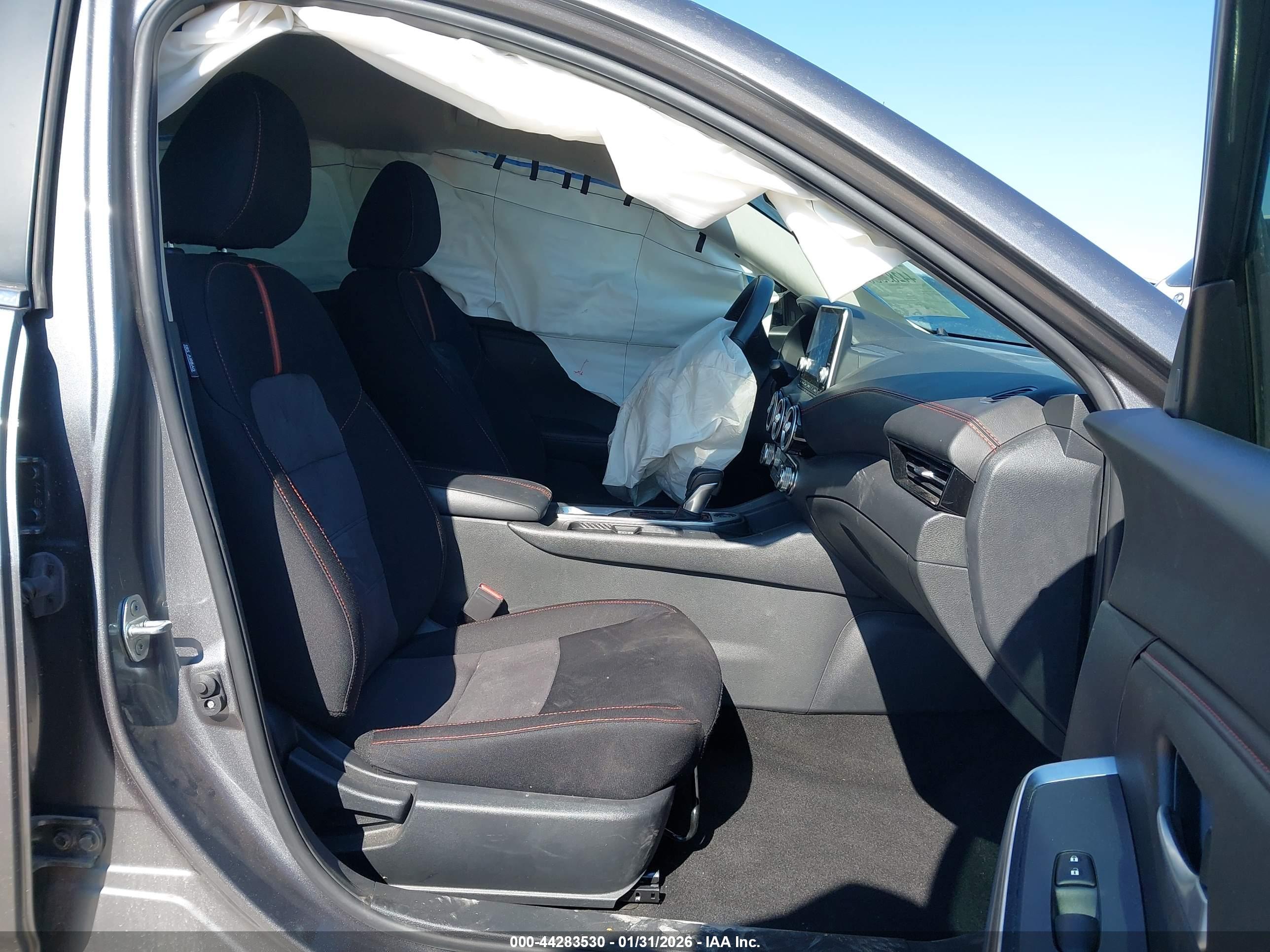 NISSAN SENTRA image 5