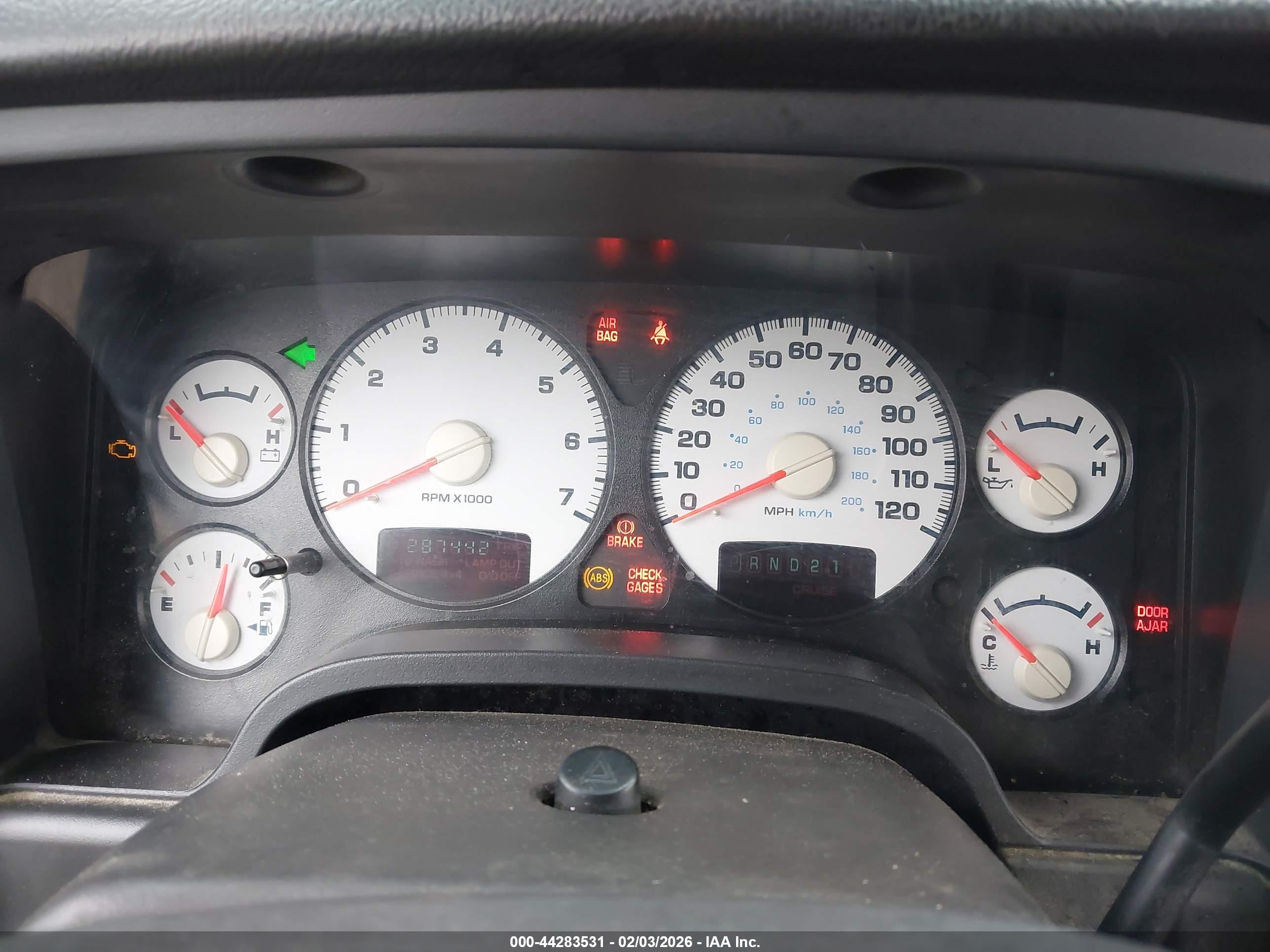 DODGE RAM image 7
