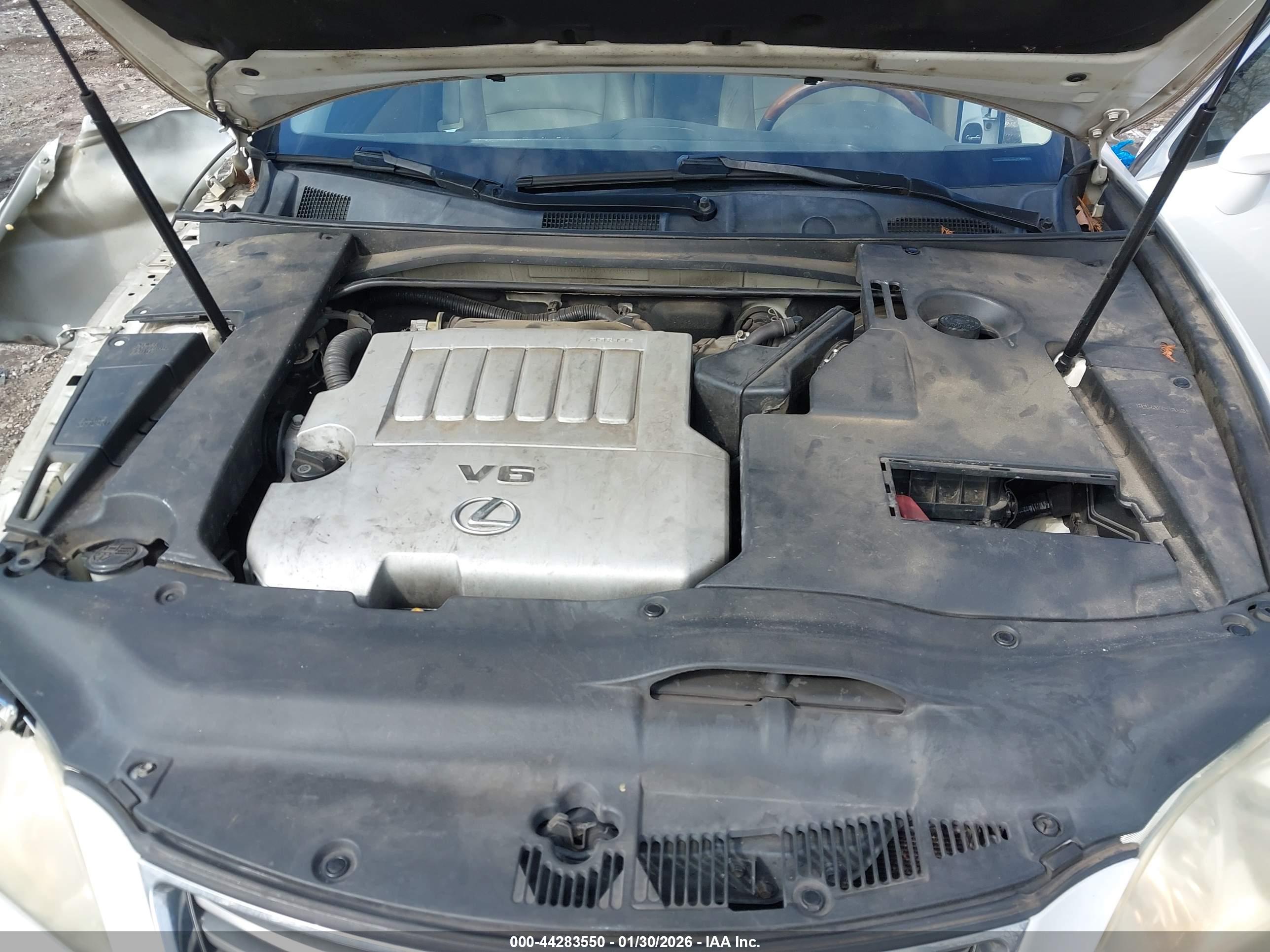 LEXUS ES image 10