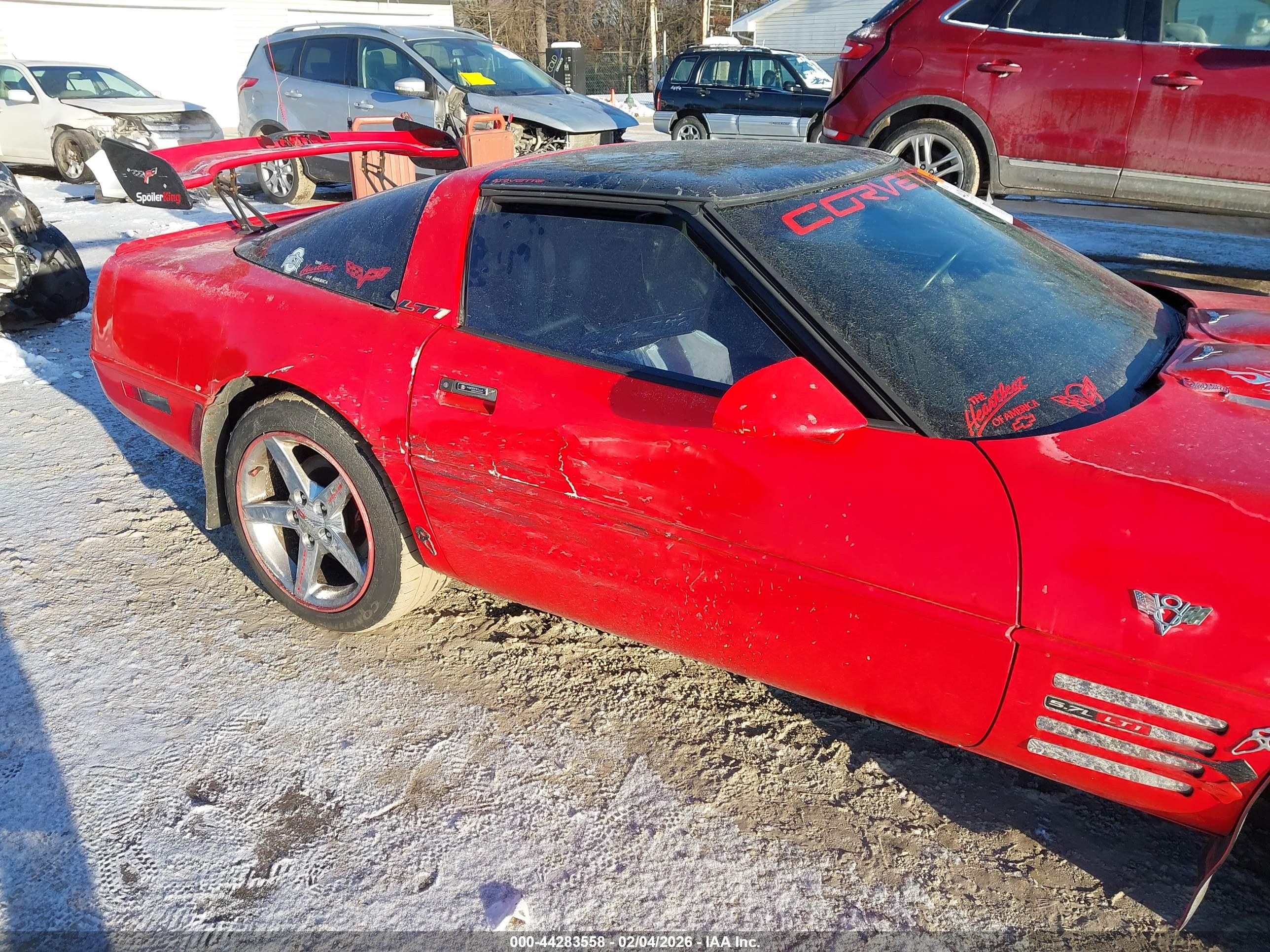 CHEVROLET CORVETTE image 6
