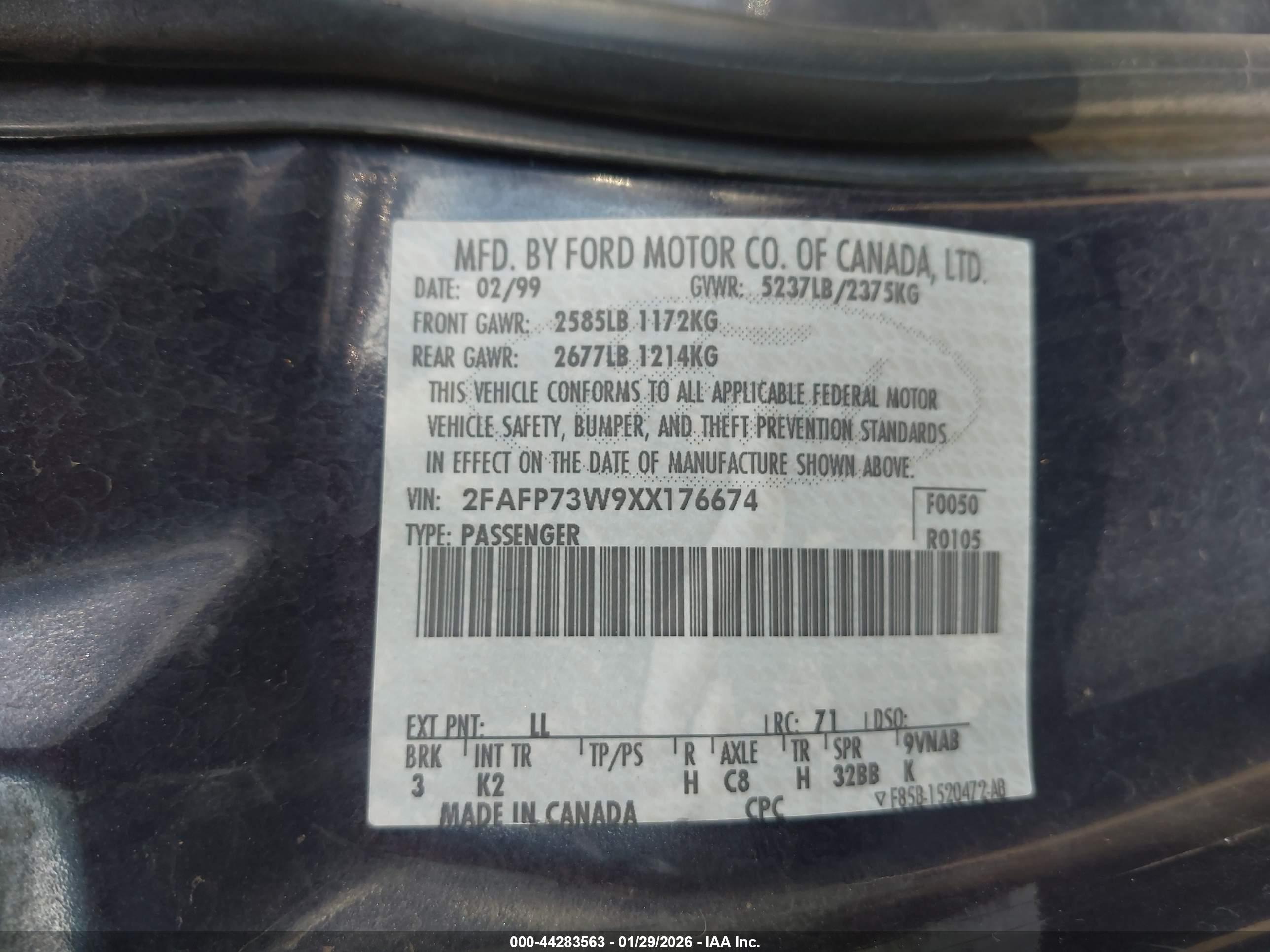 FORD CROWN image 9