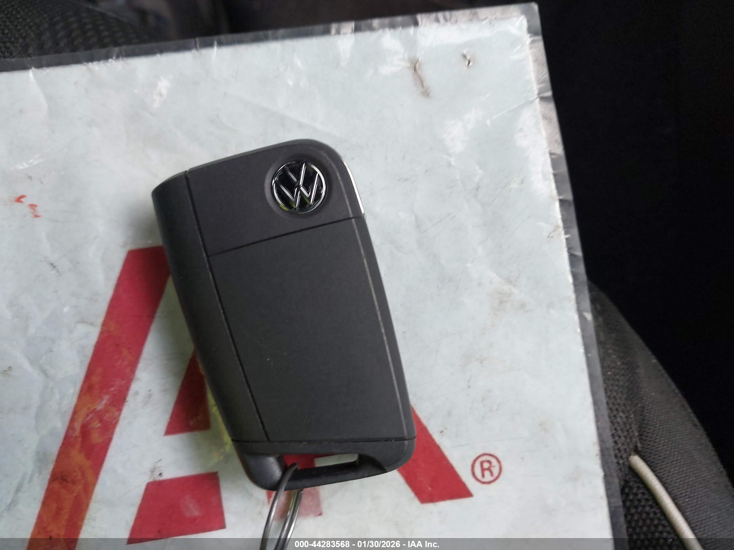 VOLKSWAGEN JETTA image 11