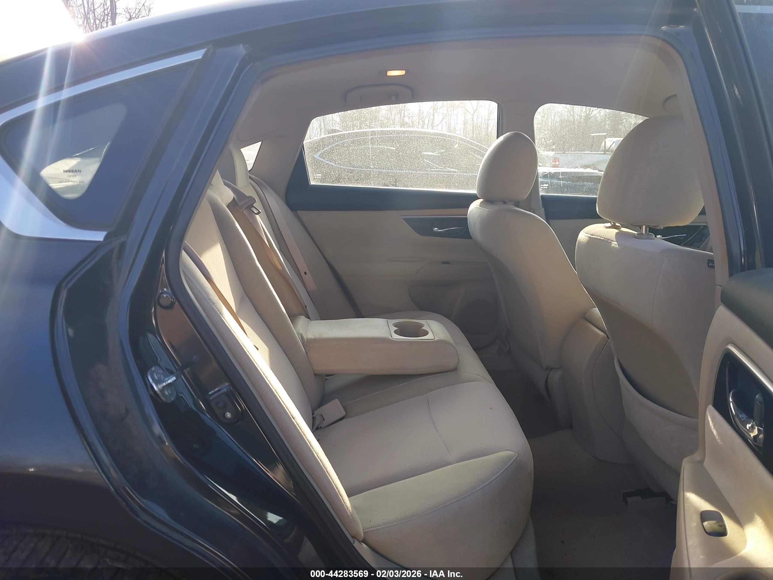 NISSAN ALTIMA image 8