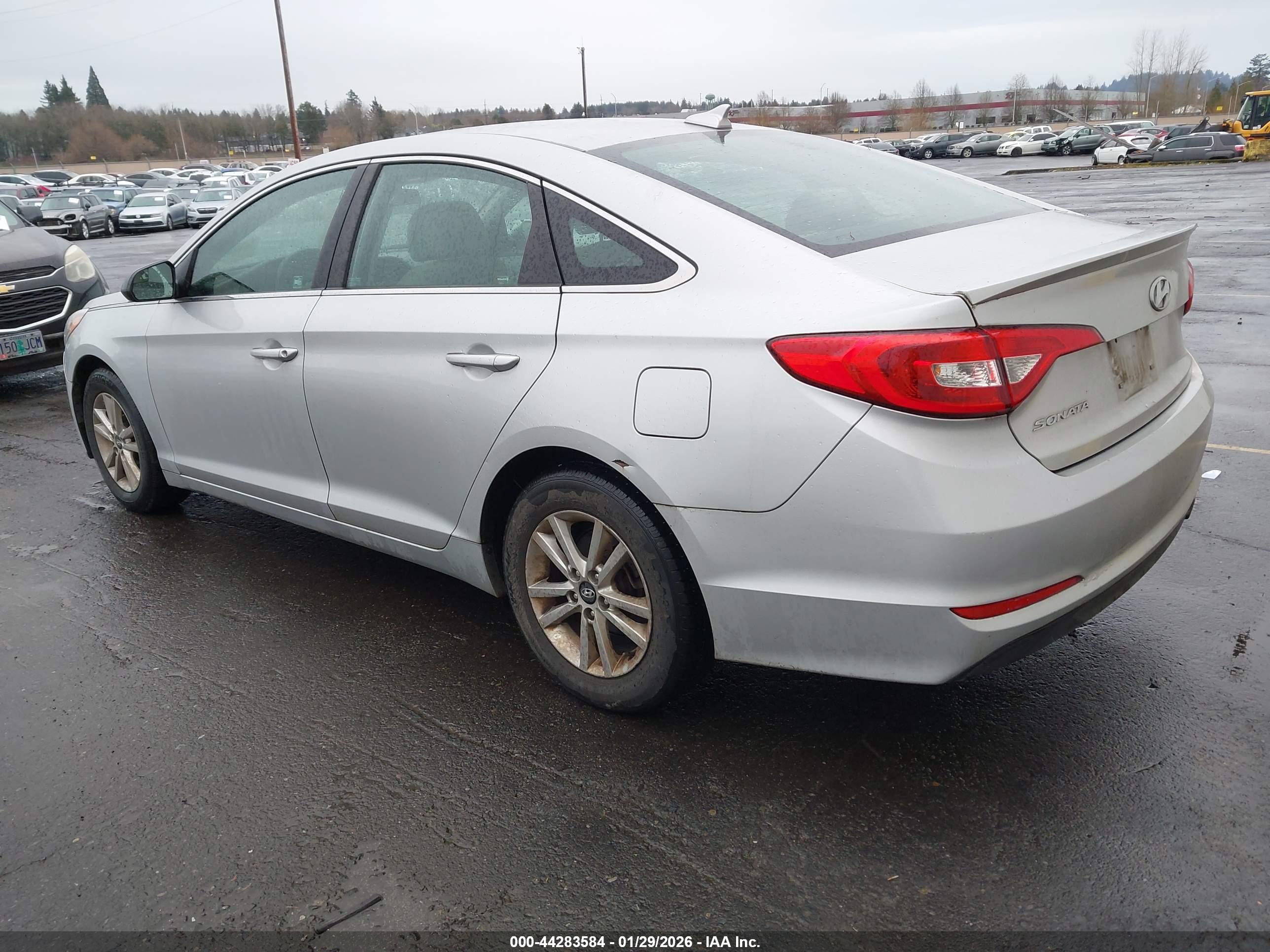 HYUNDAI SONATA image 3
