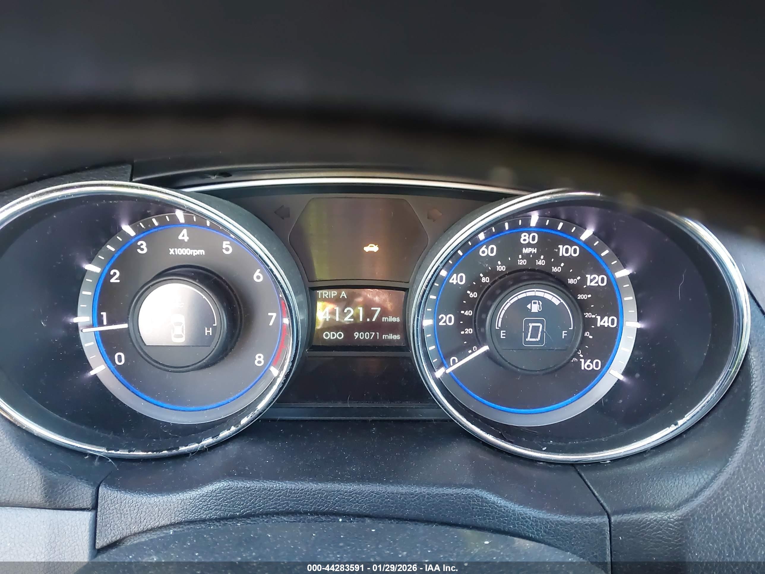 HYUNDAI SONATA image 7