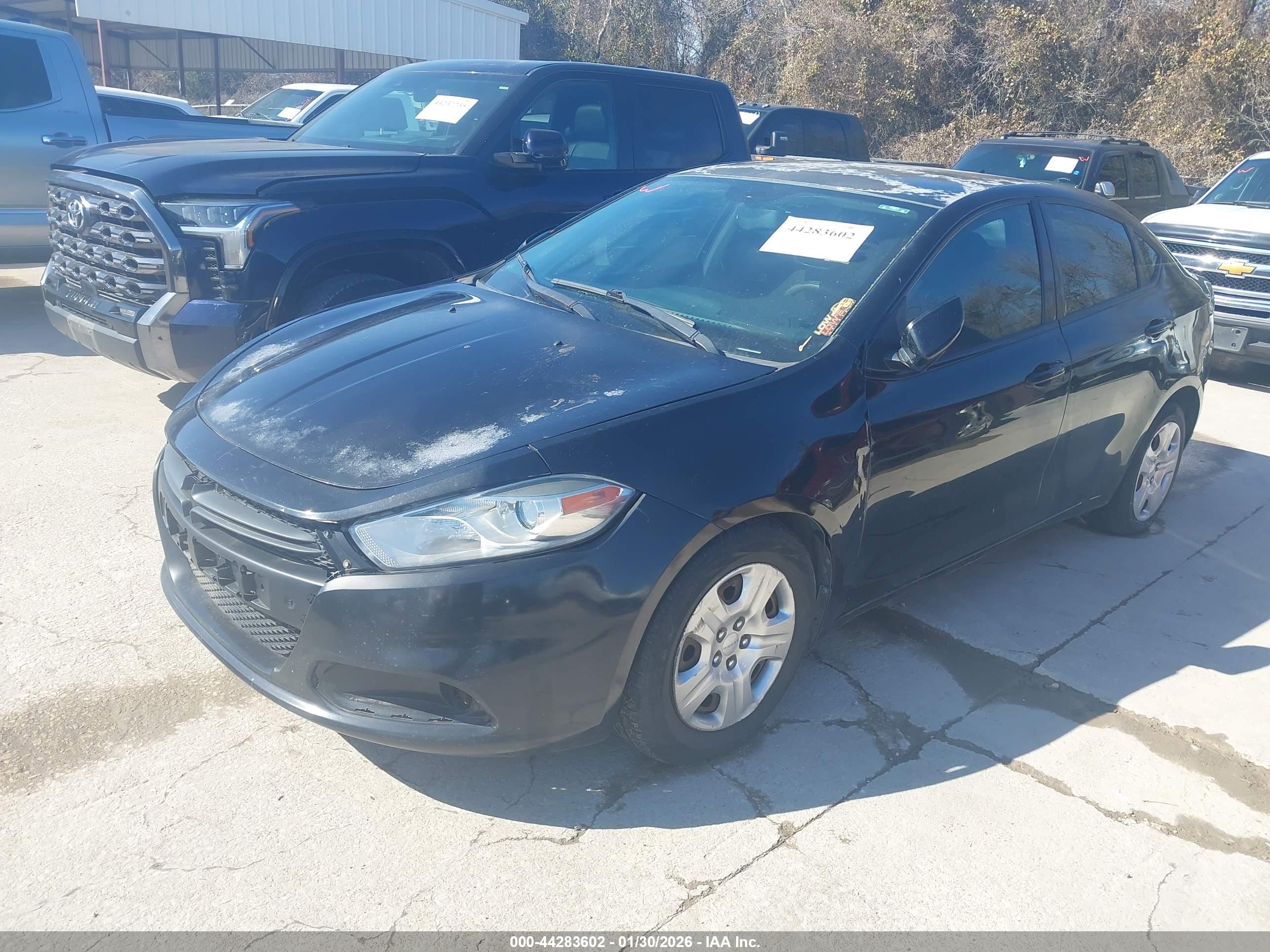 DODGE DART image 2