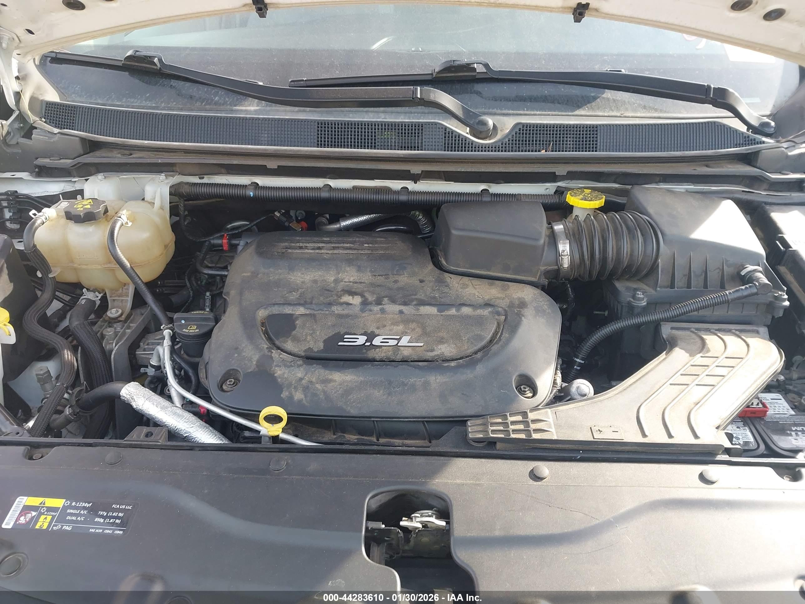 CHRYSLER PACIFICA image 10