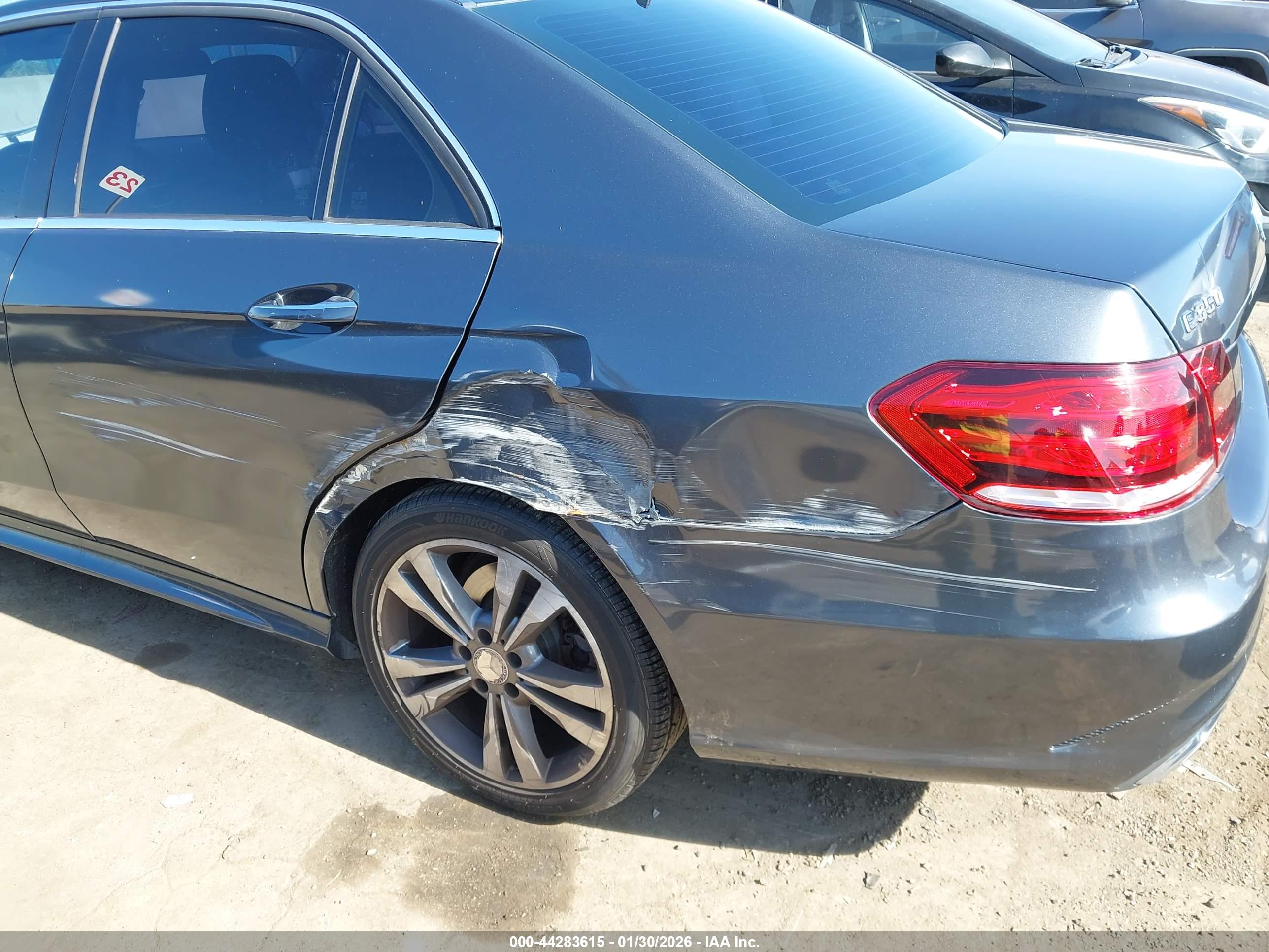 MERCEDES-BENZ E image 6