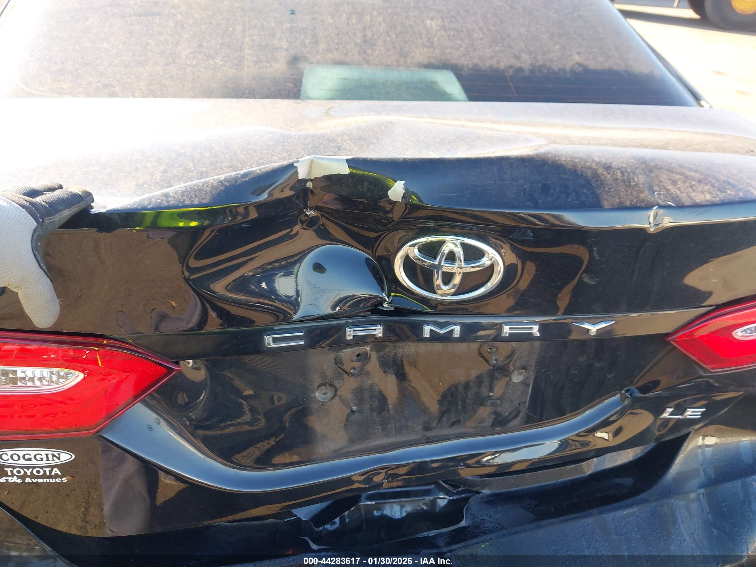 TOYOTA CAMRY image 6