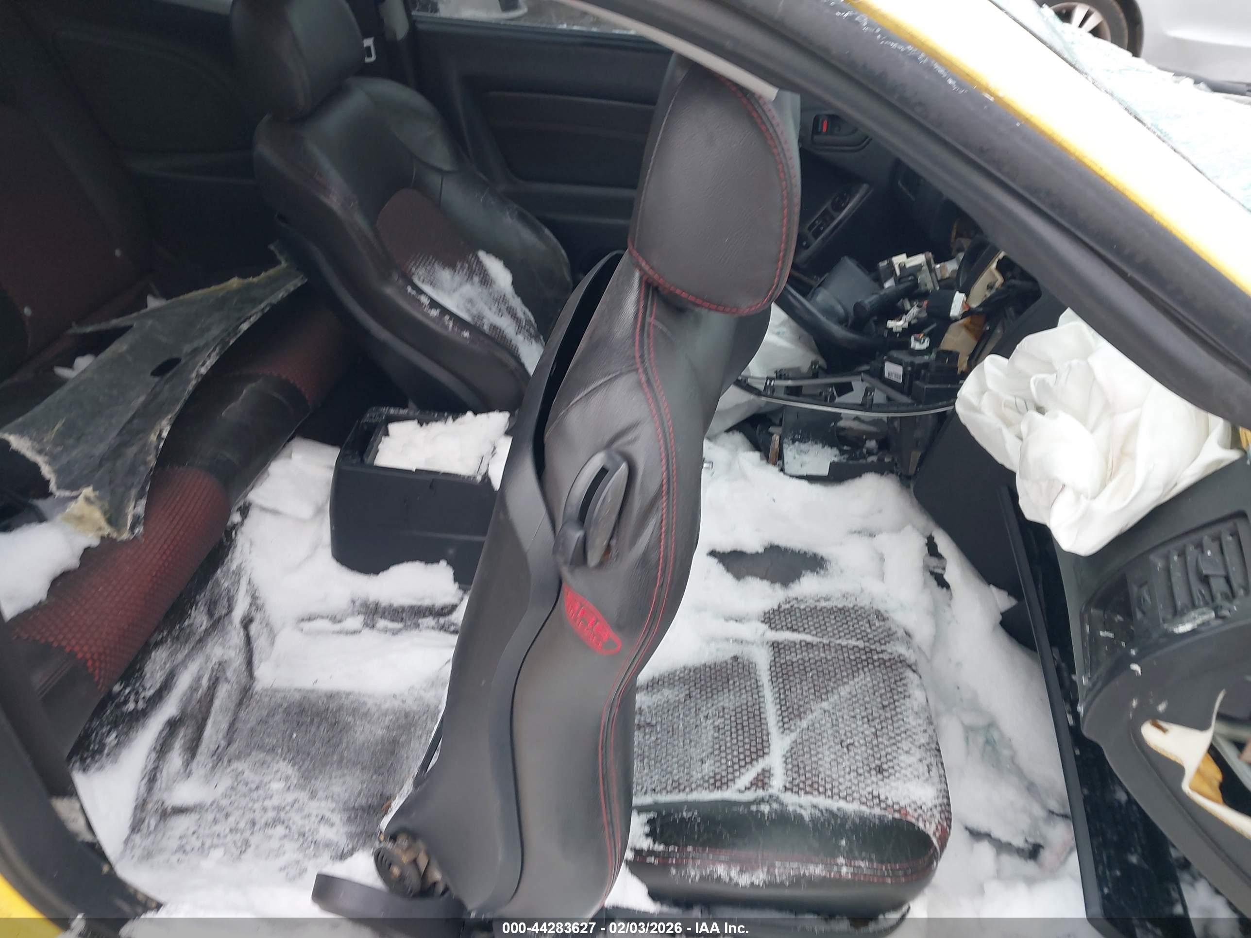 HYUNDAI TIBURON image 5