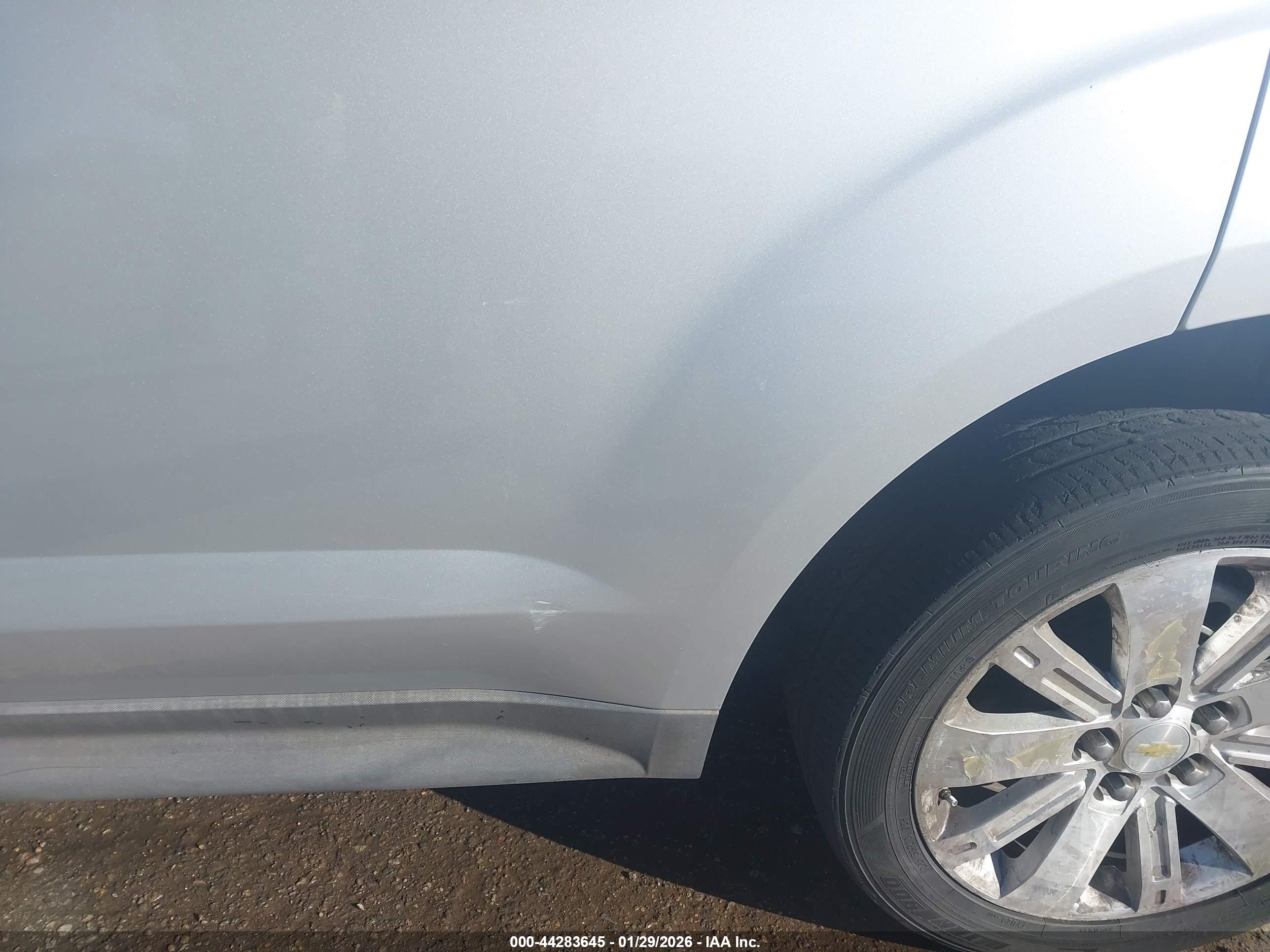 CHEVROLET EQUINOX image 6
