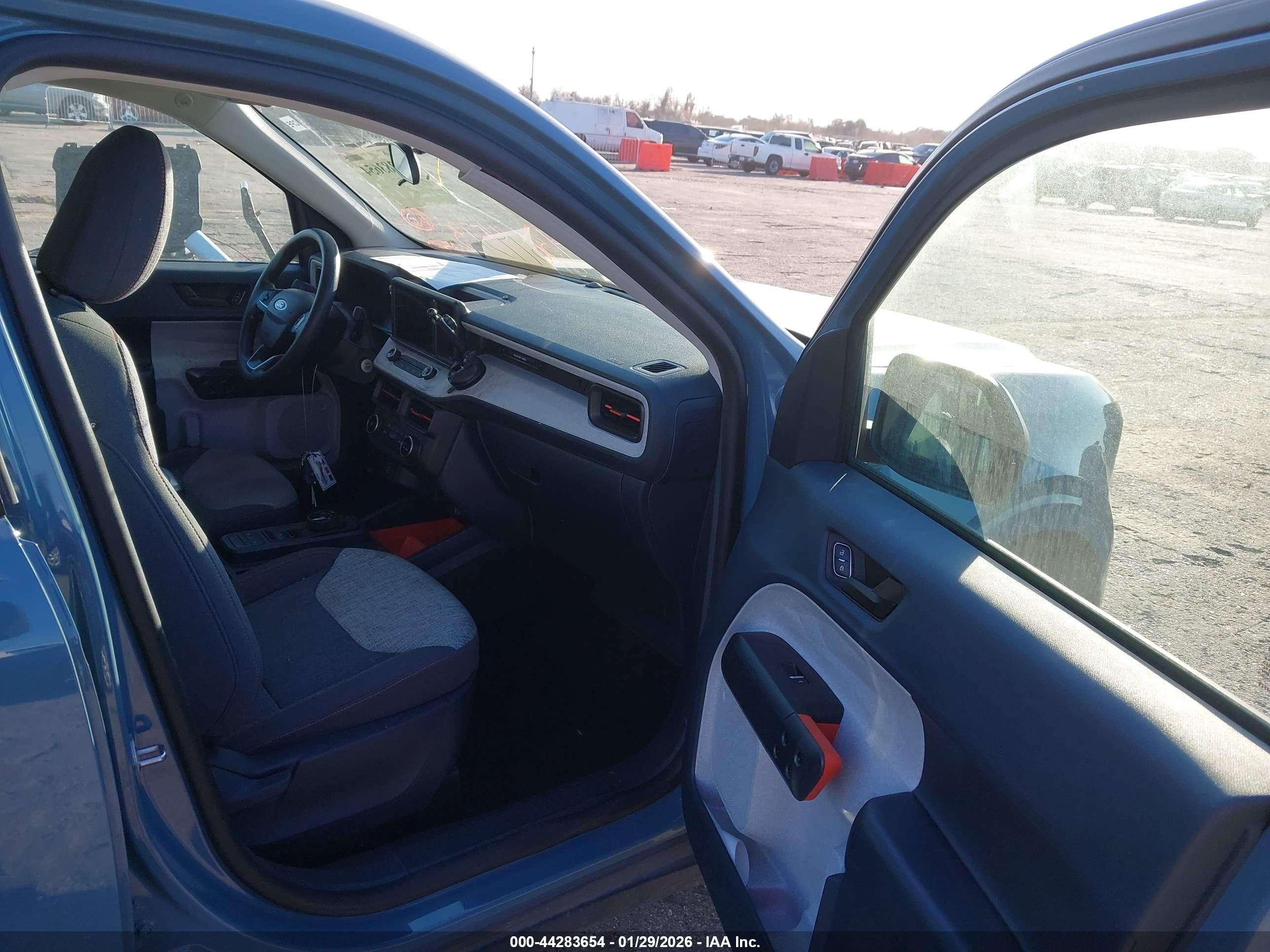 FORD MAVERICK image 5