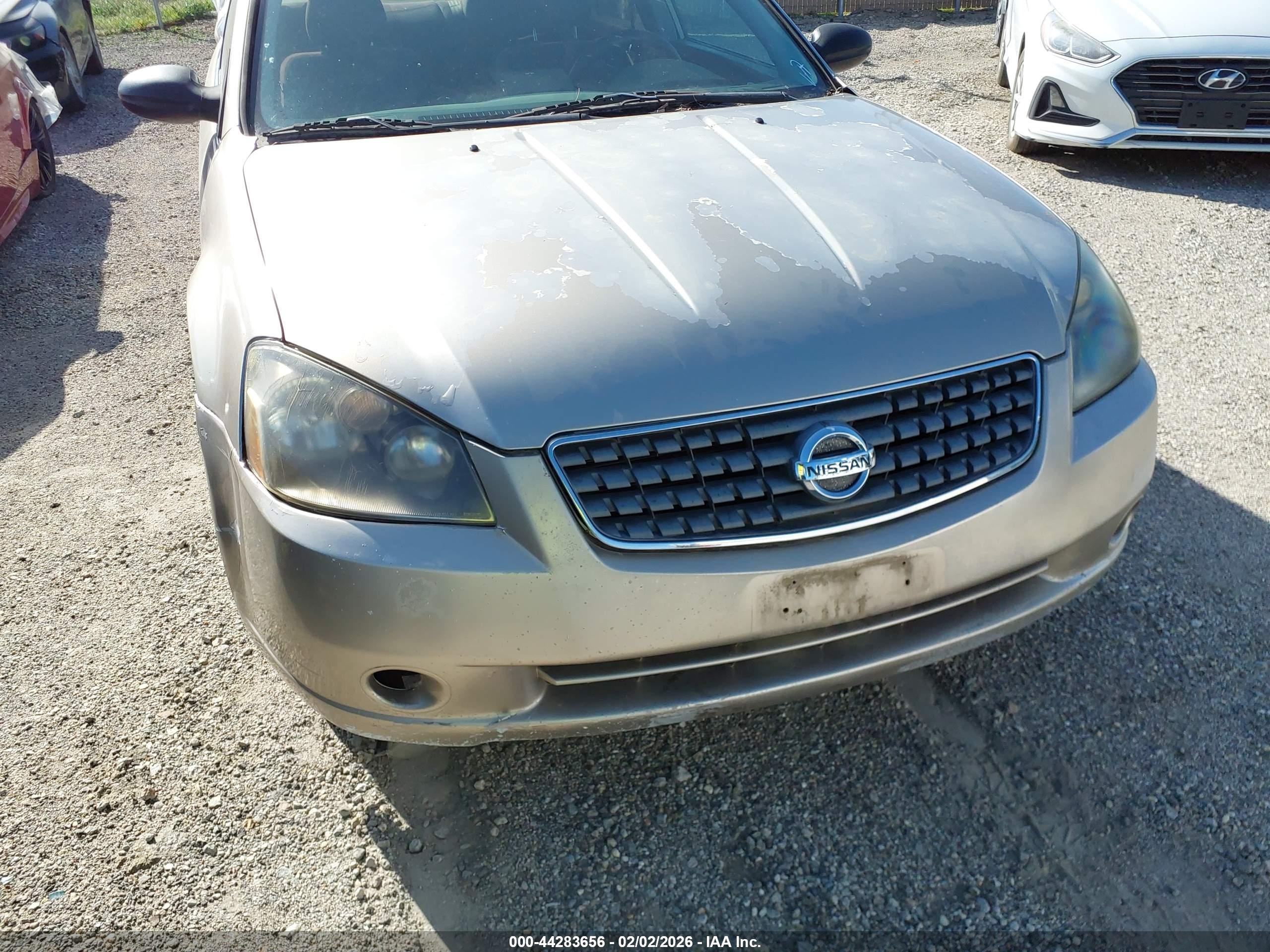 NISSAN ALTIMA image 6