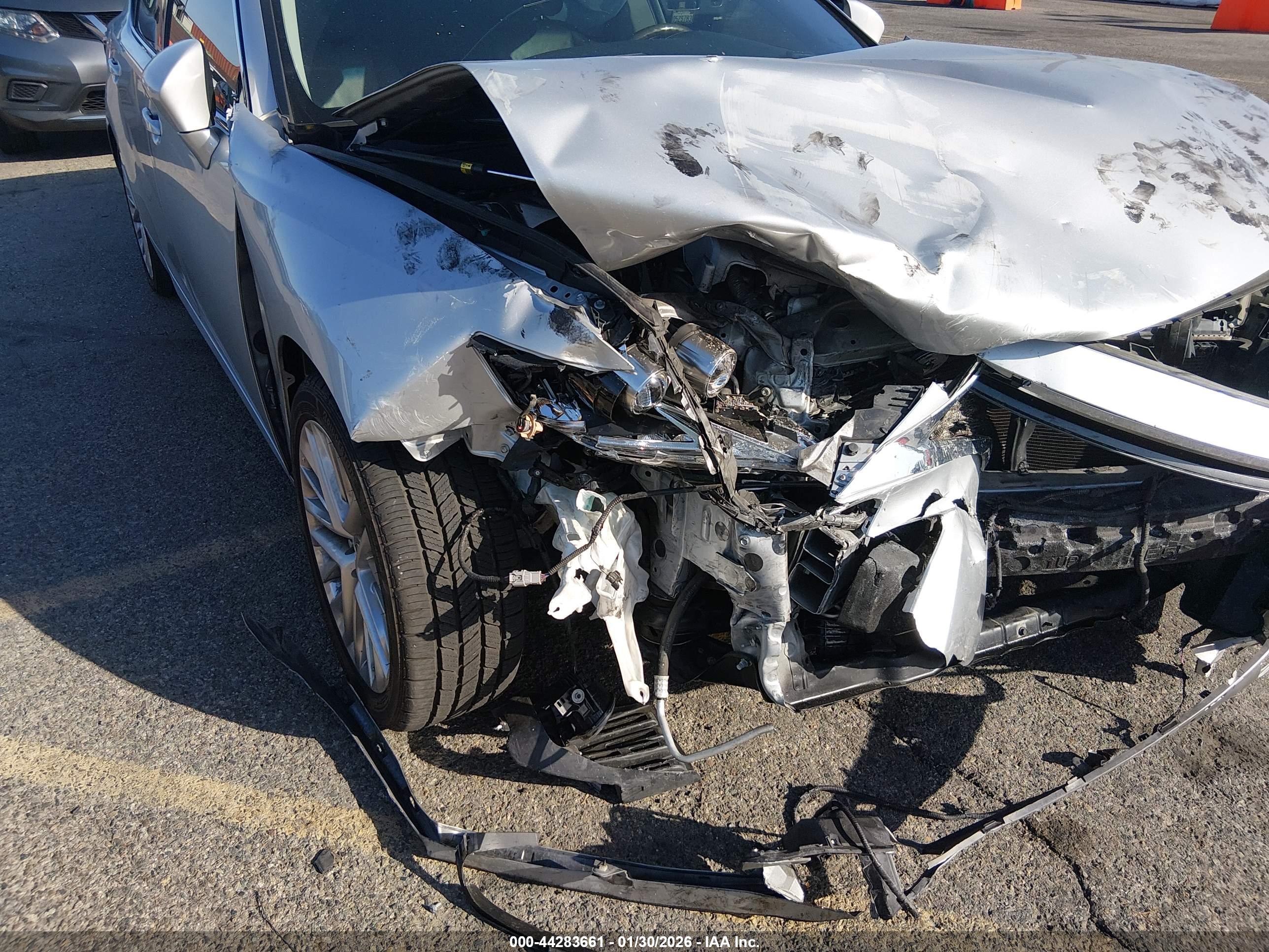 LEXUS ES image 6
