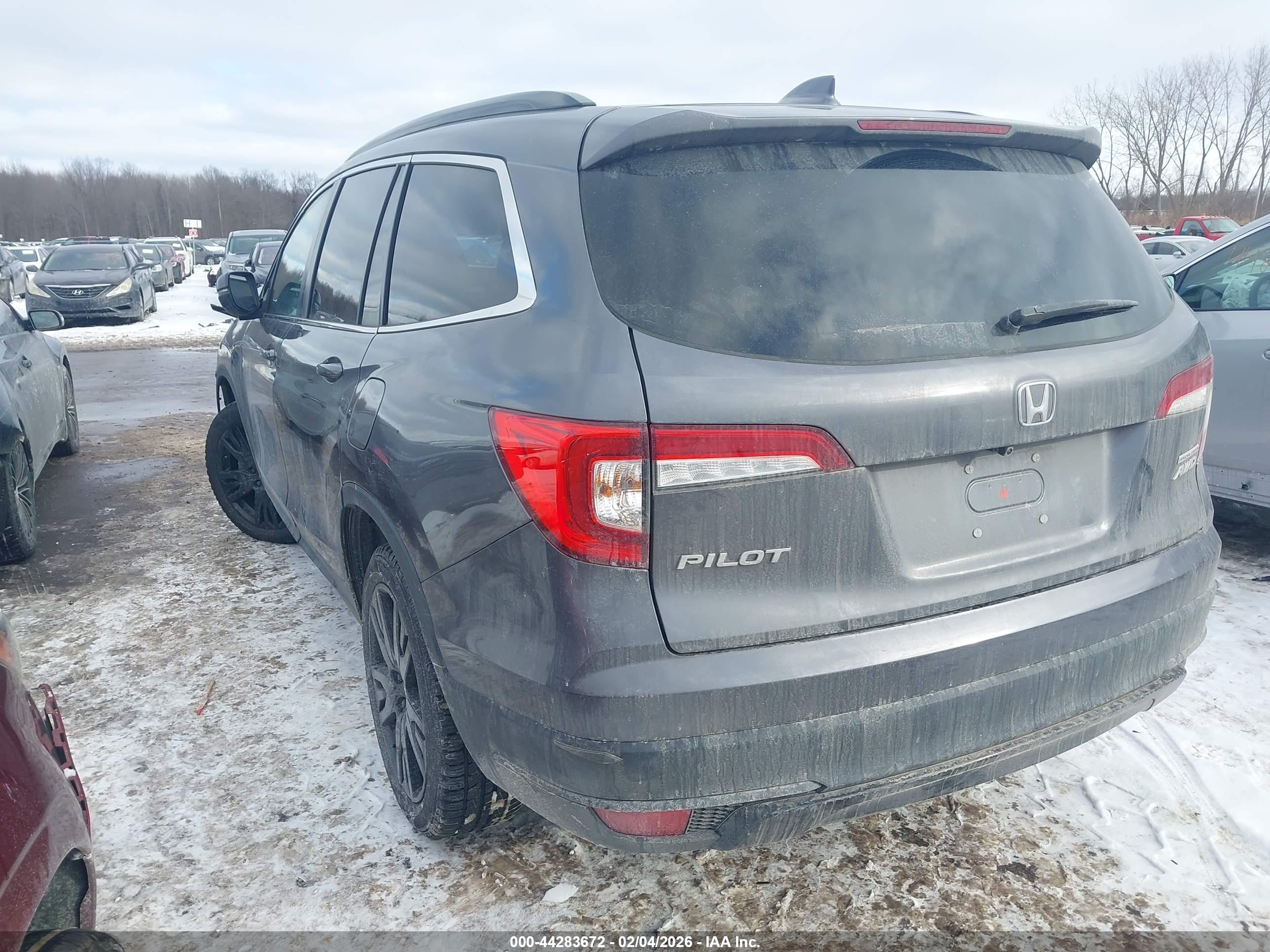 HONDA PILOT image 3