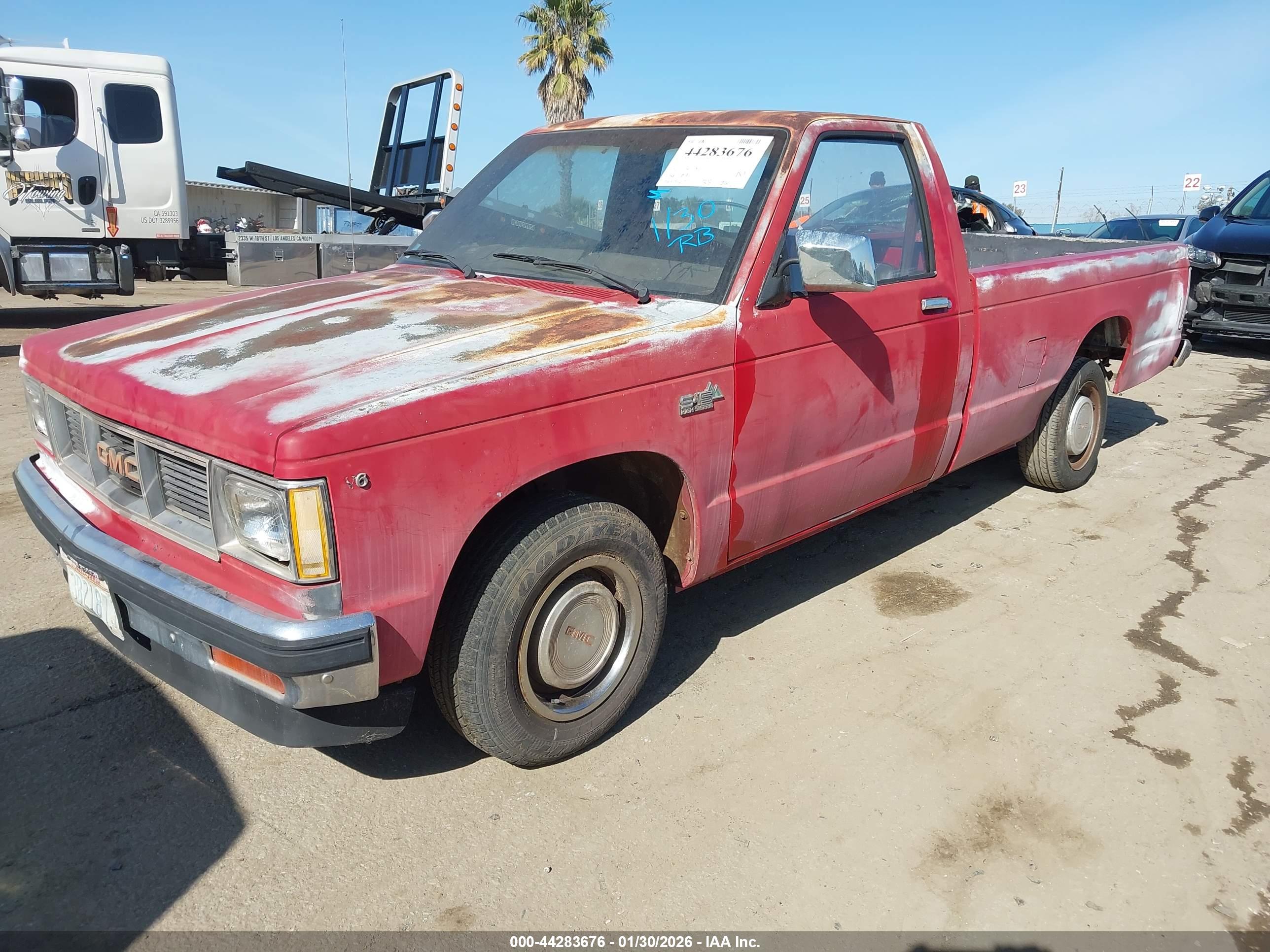 GMC S image 2