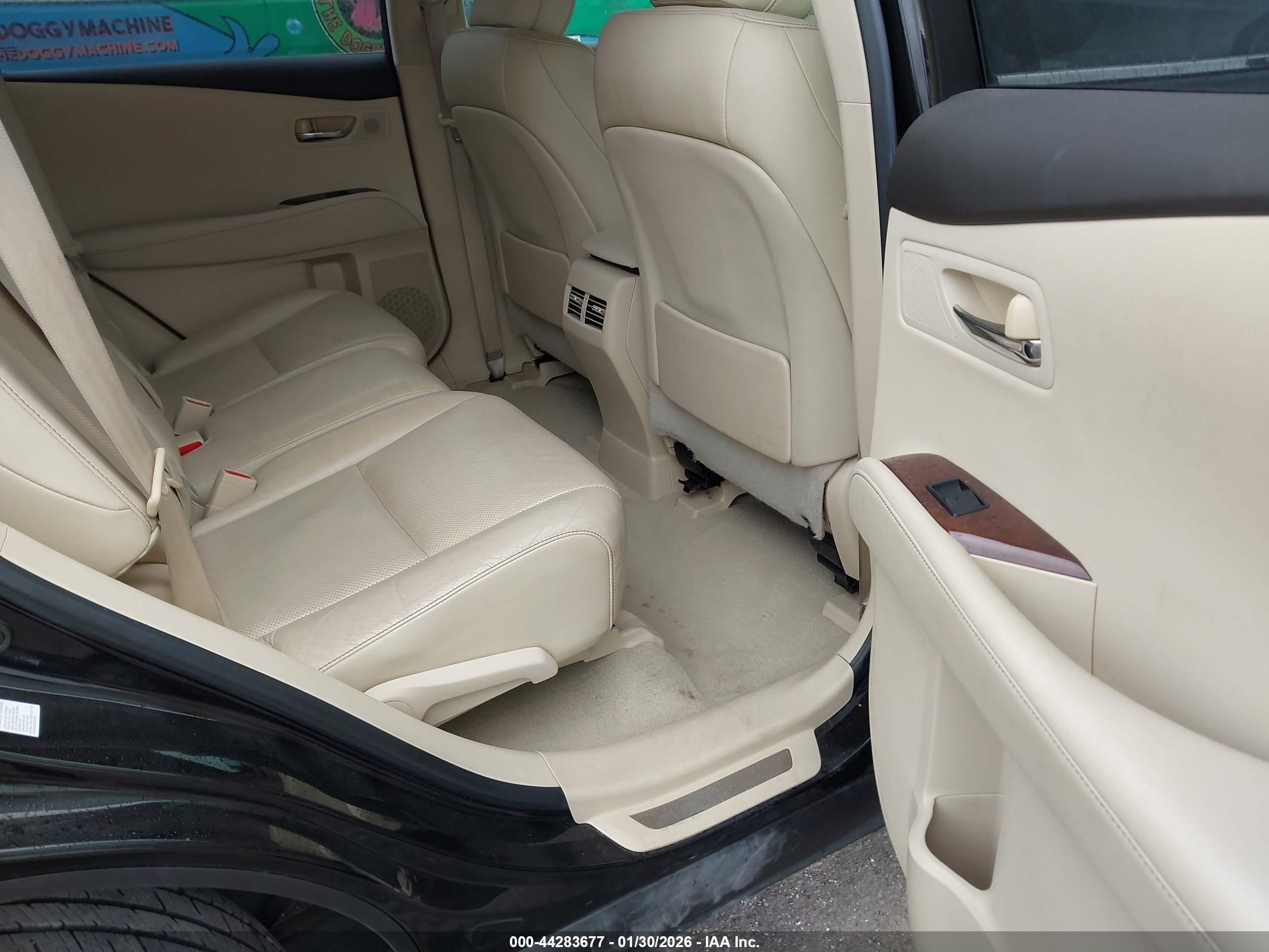 LEXUS RX image 8