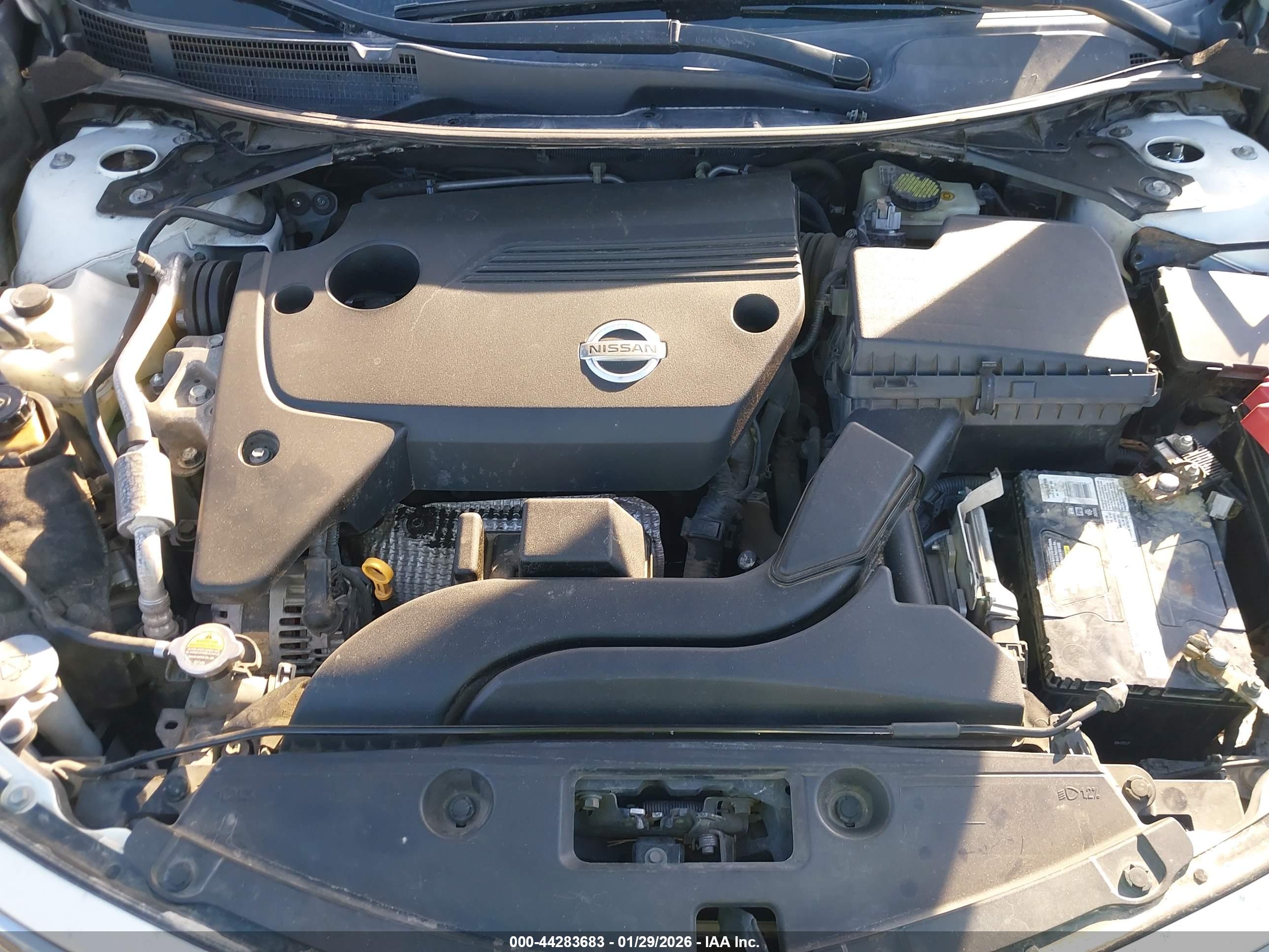 NISSAN ALTIMA image 10