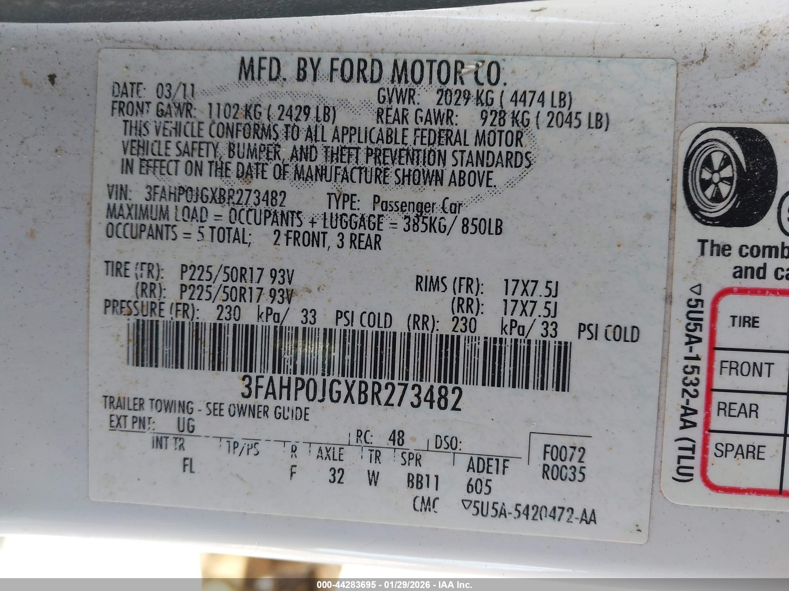 FORD FUSION image 9