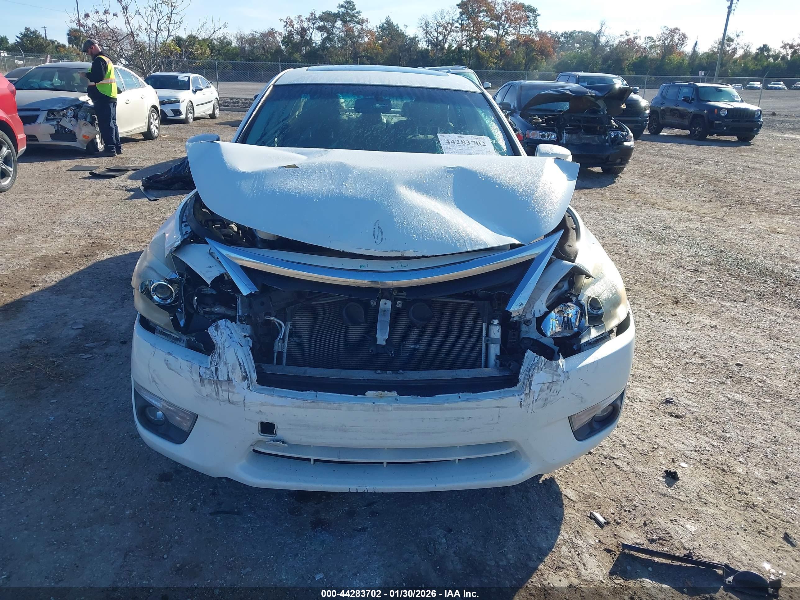 NISSAN ALTIMA image 6