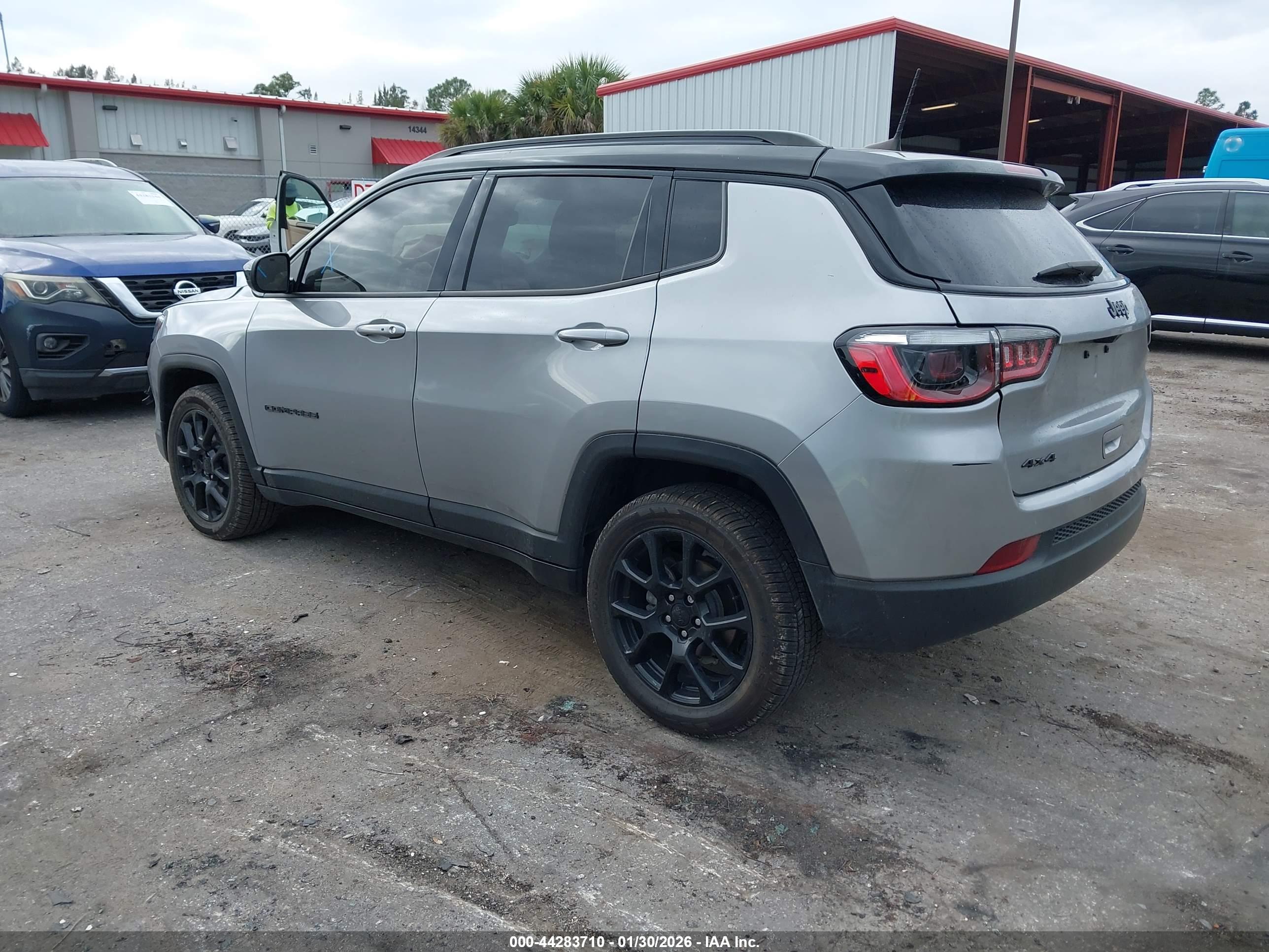 JEEP COMPASS image 3