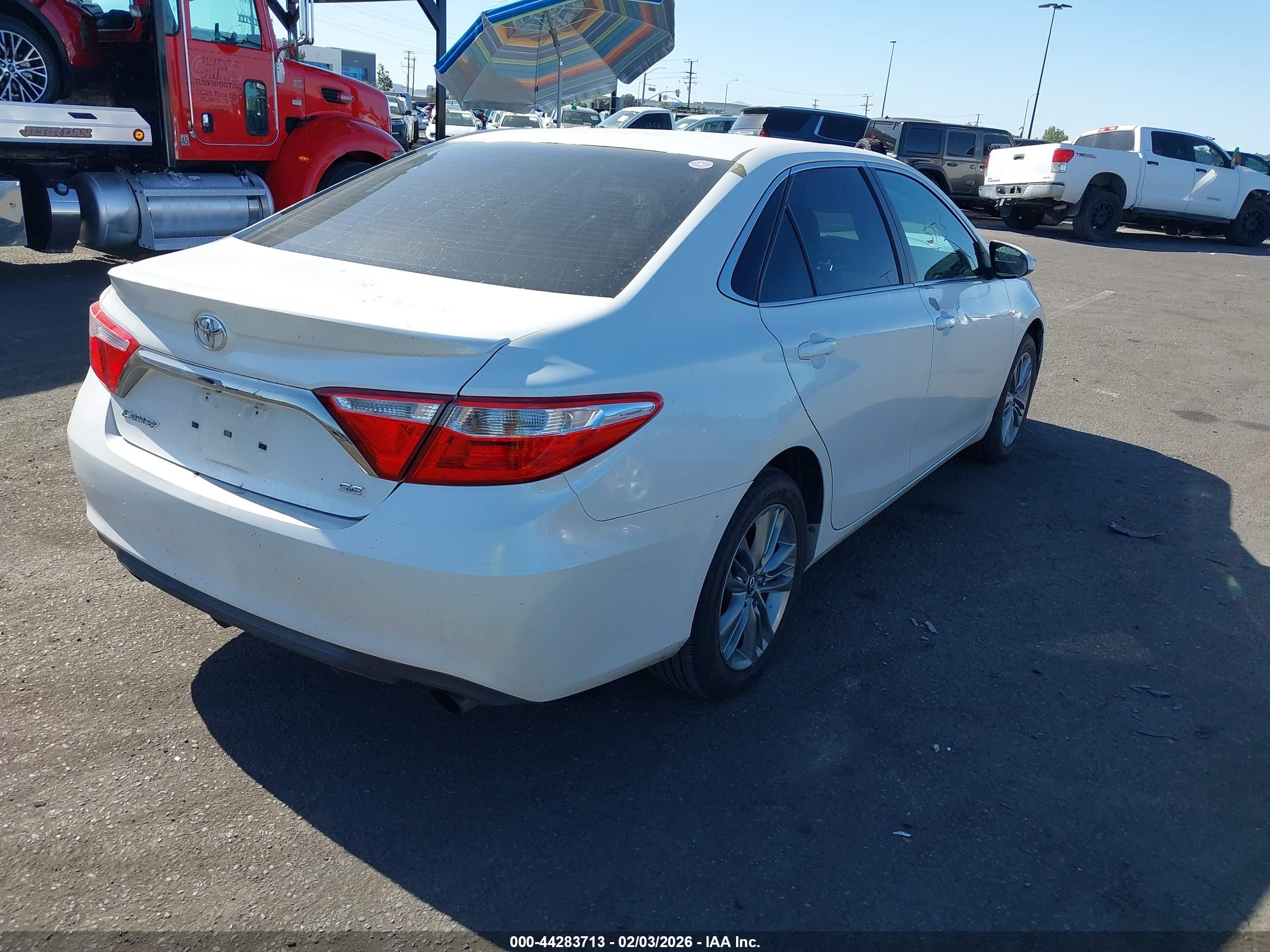 TOYOTA CAMRY image 4