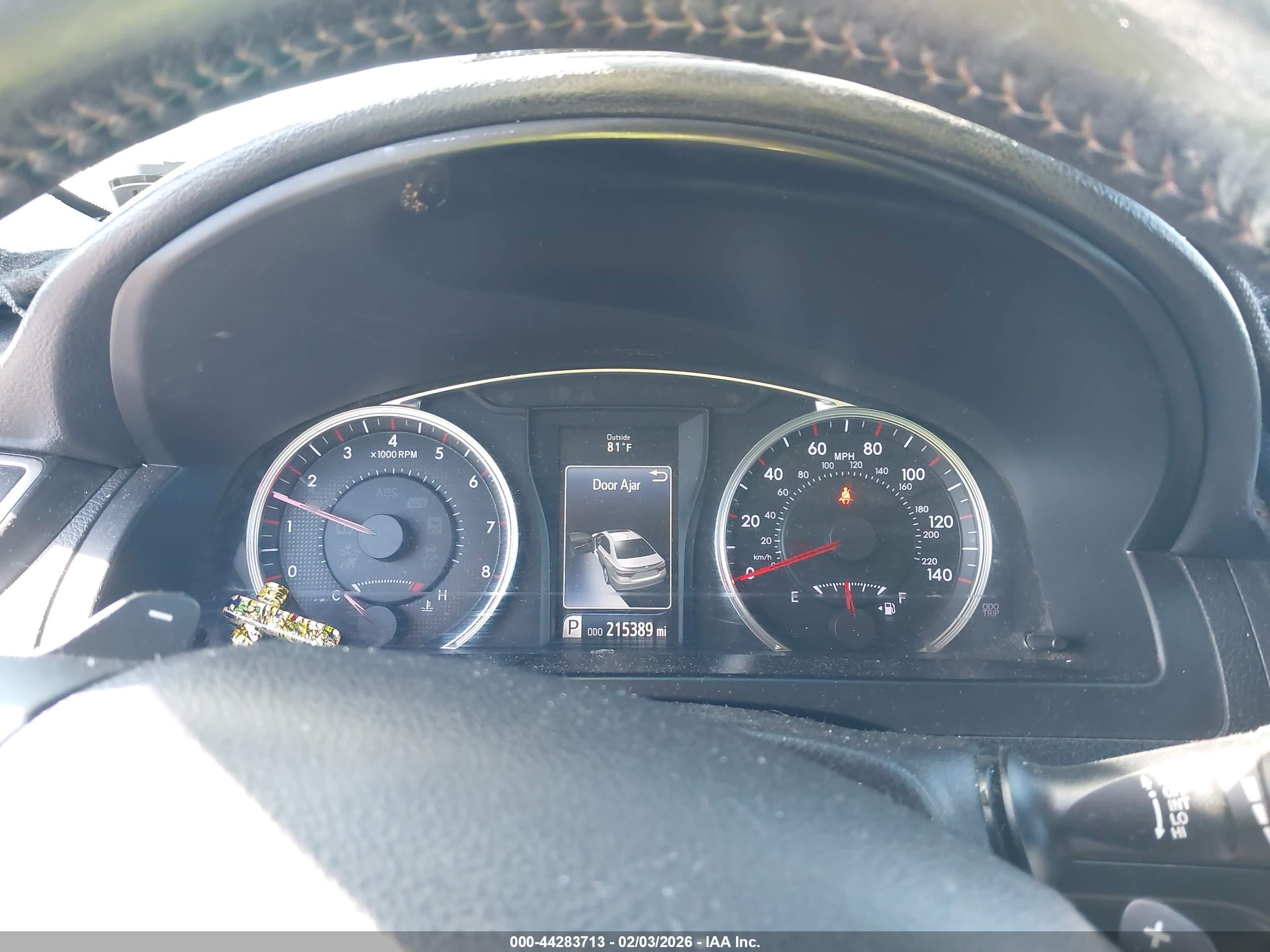 TOYOTA CAMRY image 7