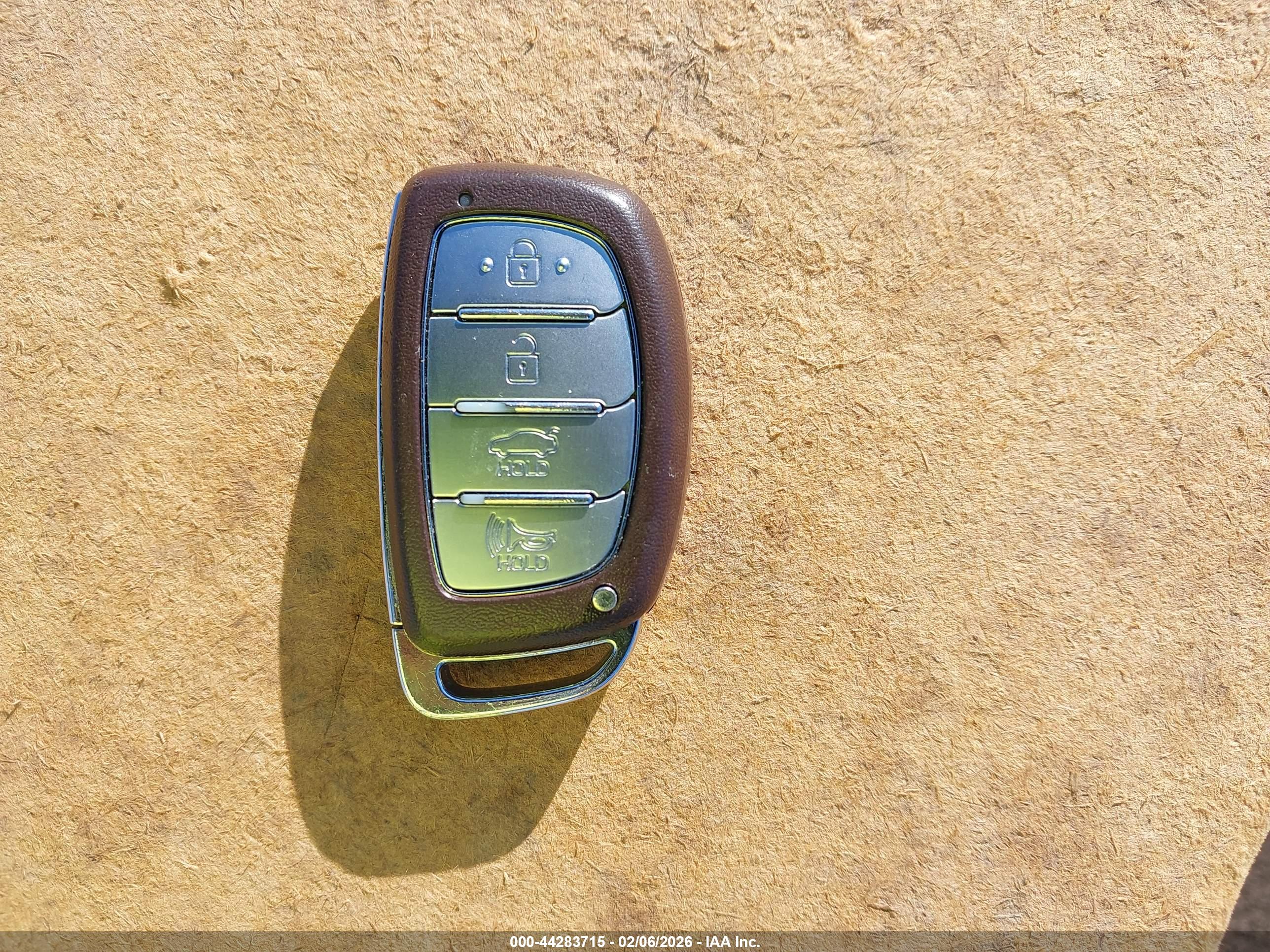 HYUNDAI SONATA image 11