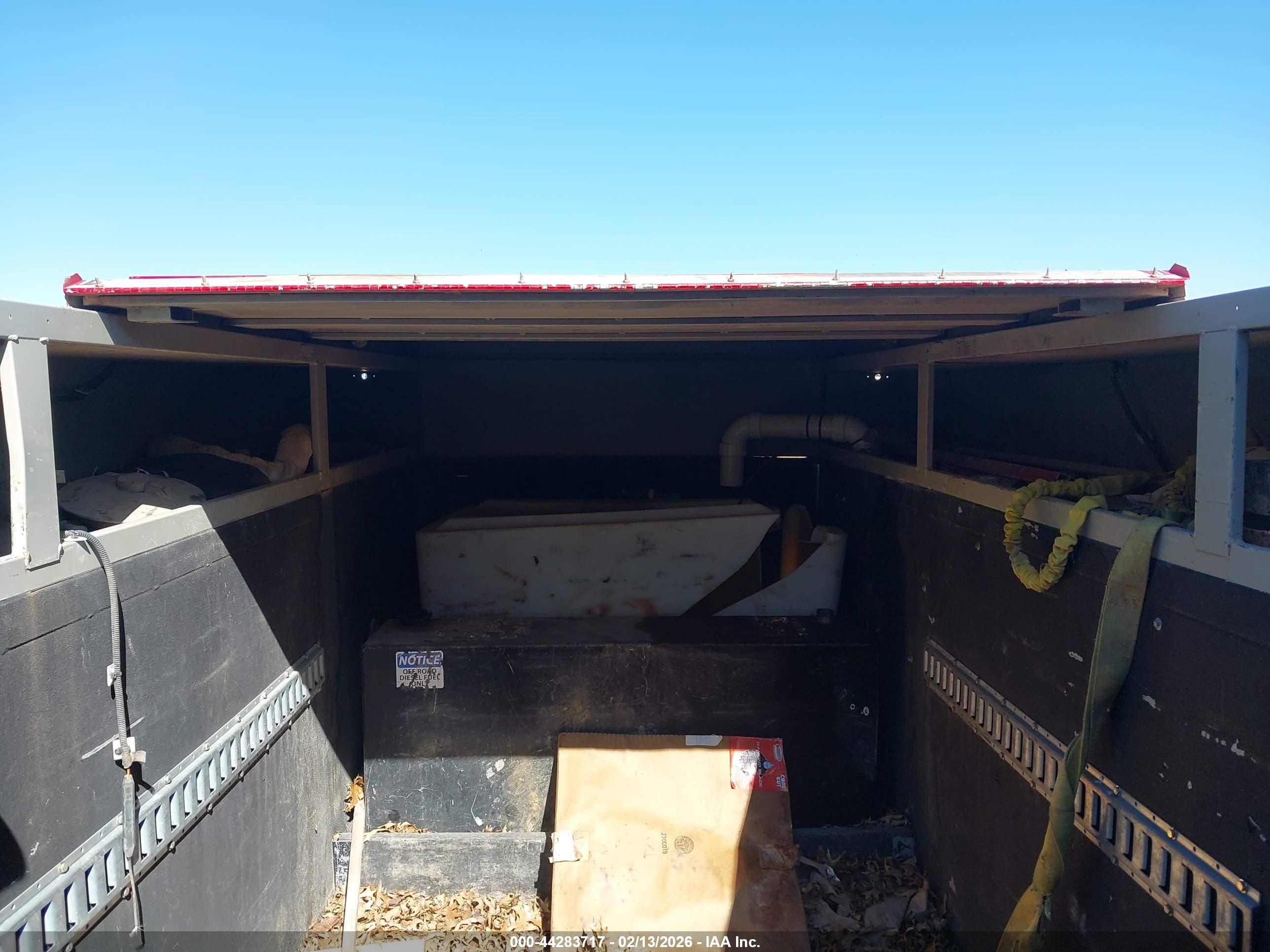 FORD F-550 image 7