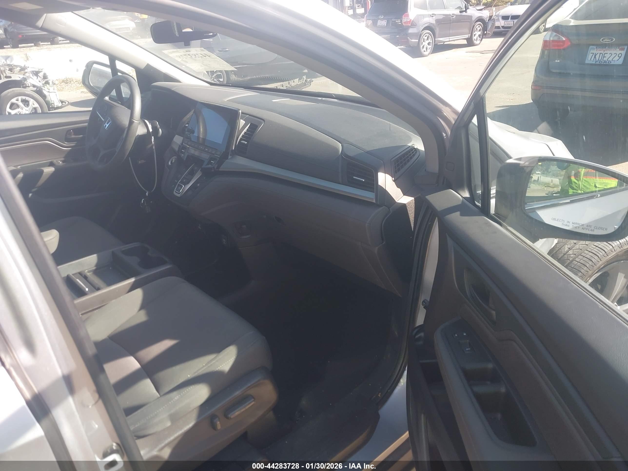 HONDA ODYSSEY image 5