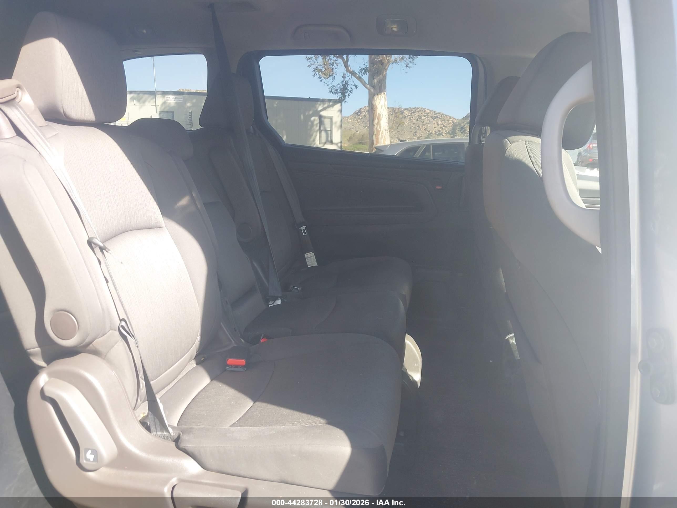 HONDA ODYSSEY image 8