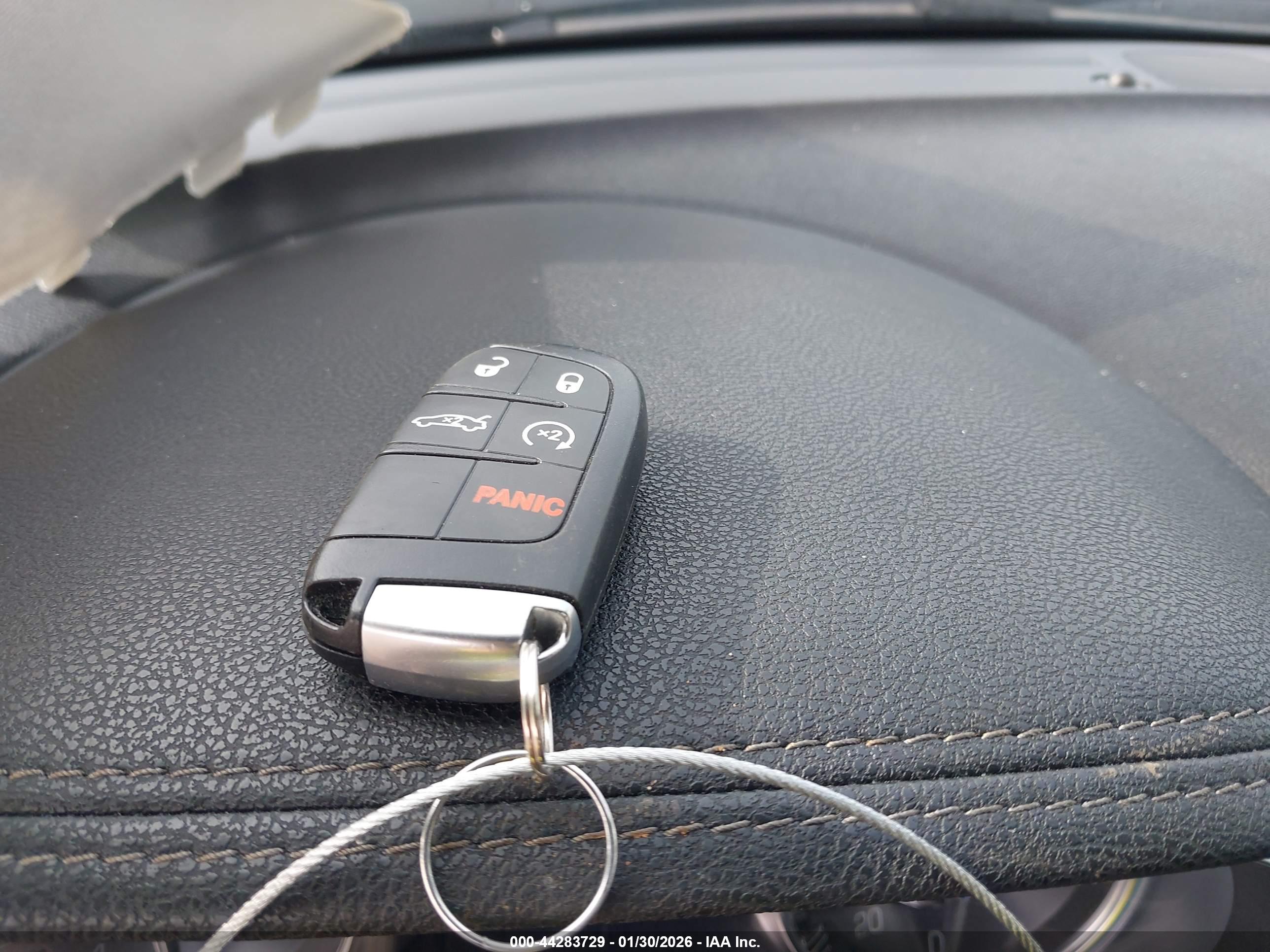 CHRYSLER 300 image 11