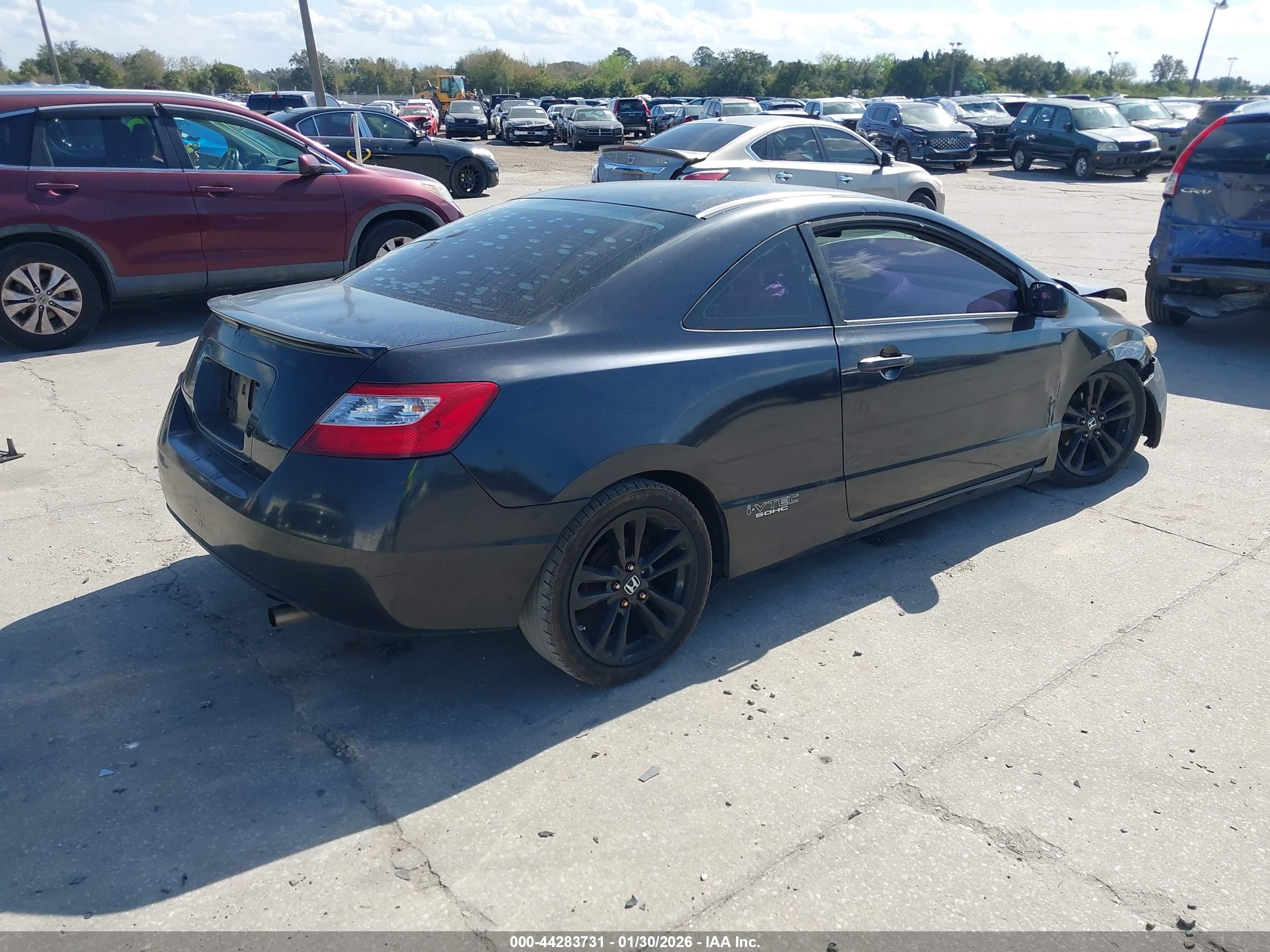 HONDA CIVIC image 4