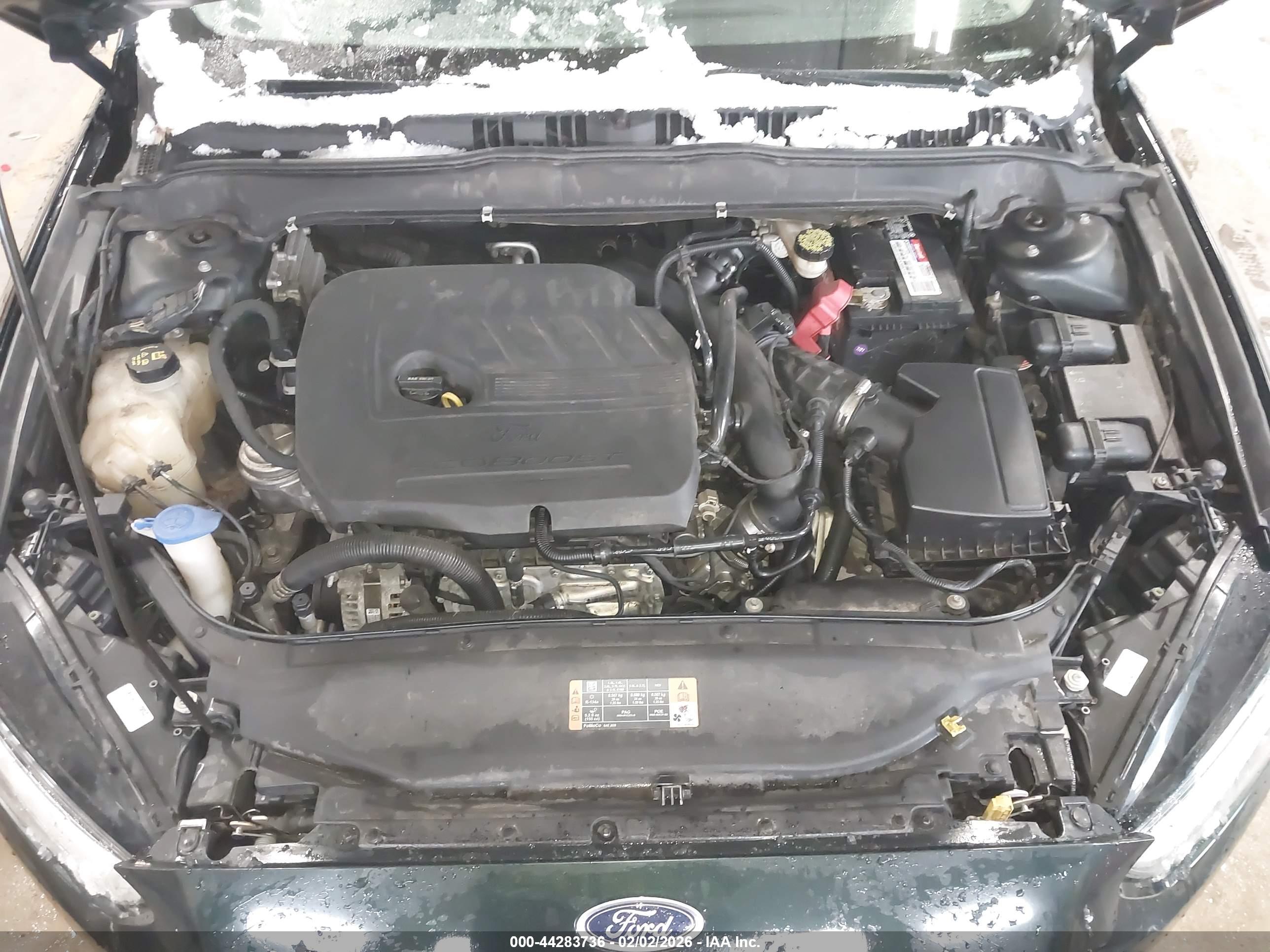 FORD FUSION image 10