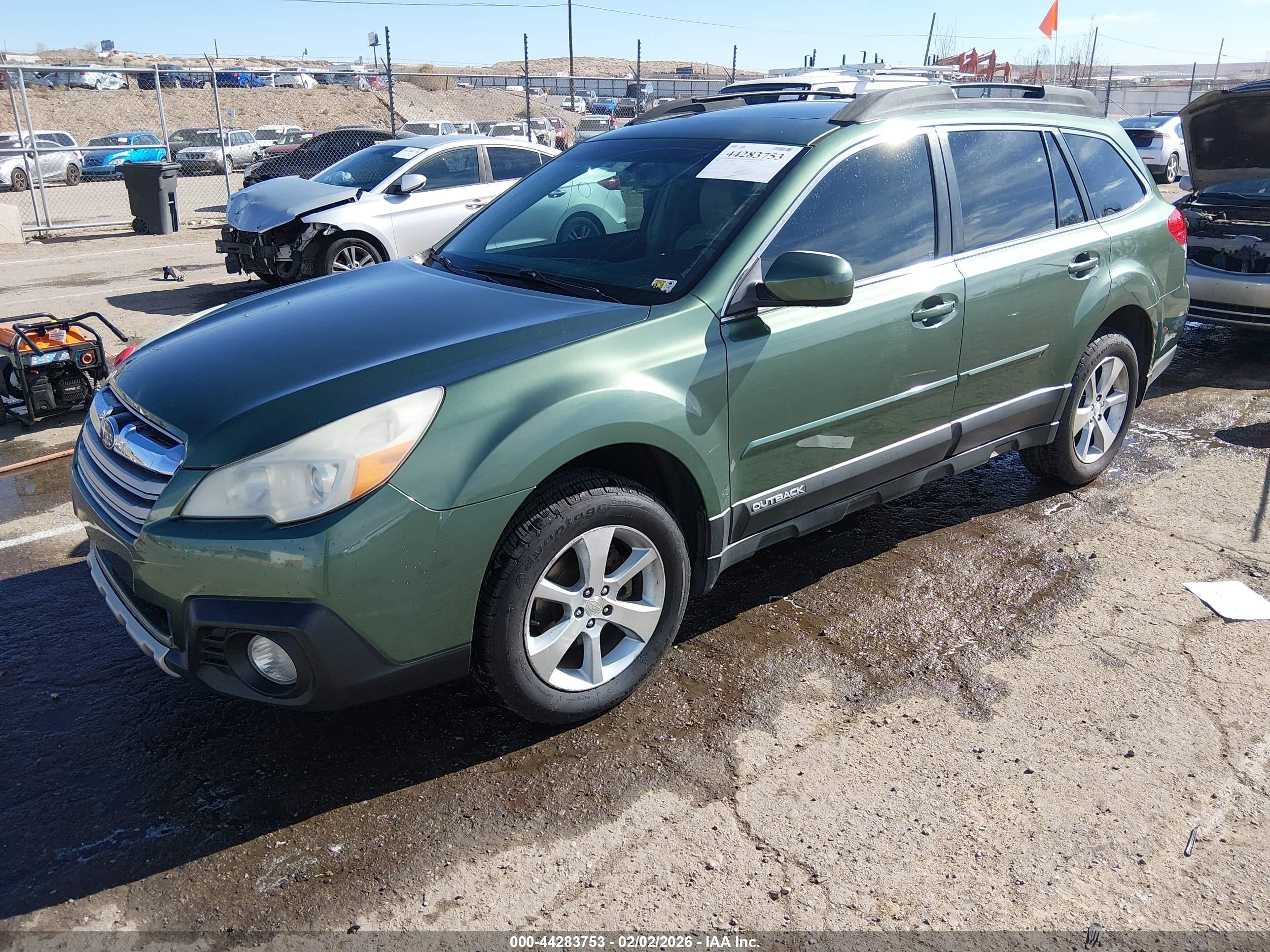 SUBARU OUTBACK image 2