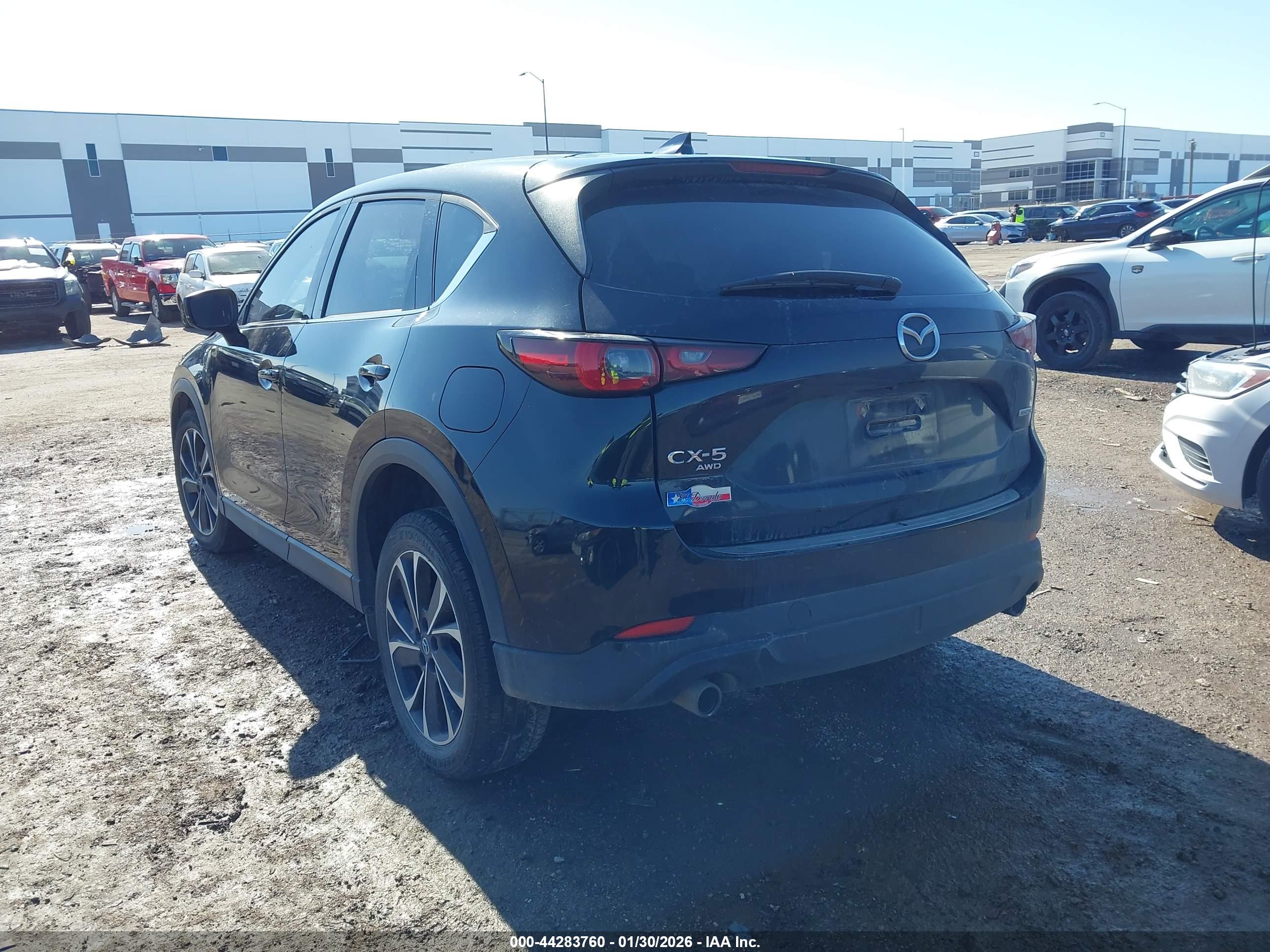 MAZDA CX-5 image 3