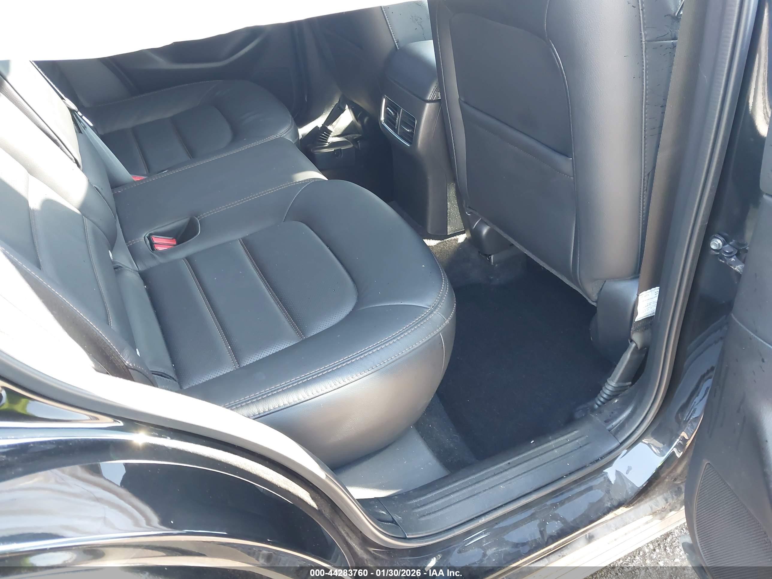 MAZDA CX-5 image 8