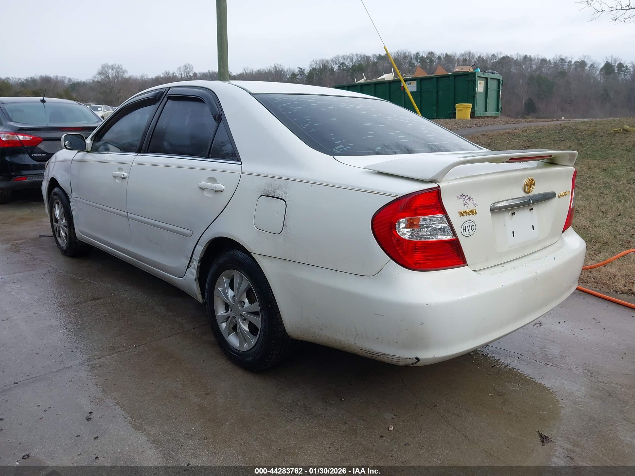 TOYOTA CAMRY image 3
