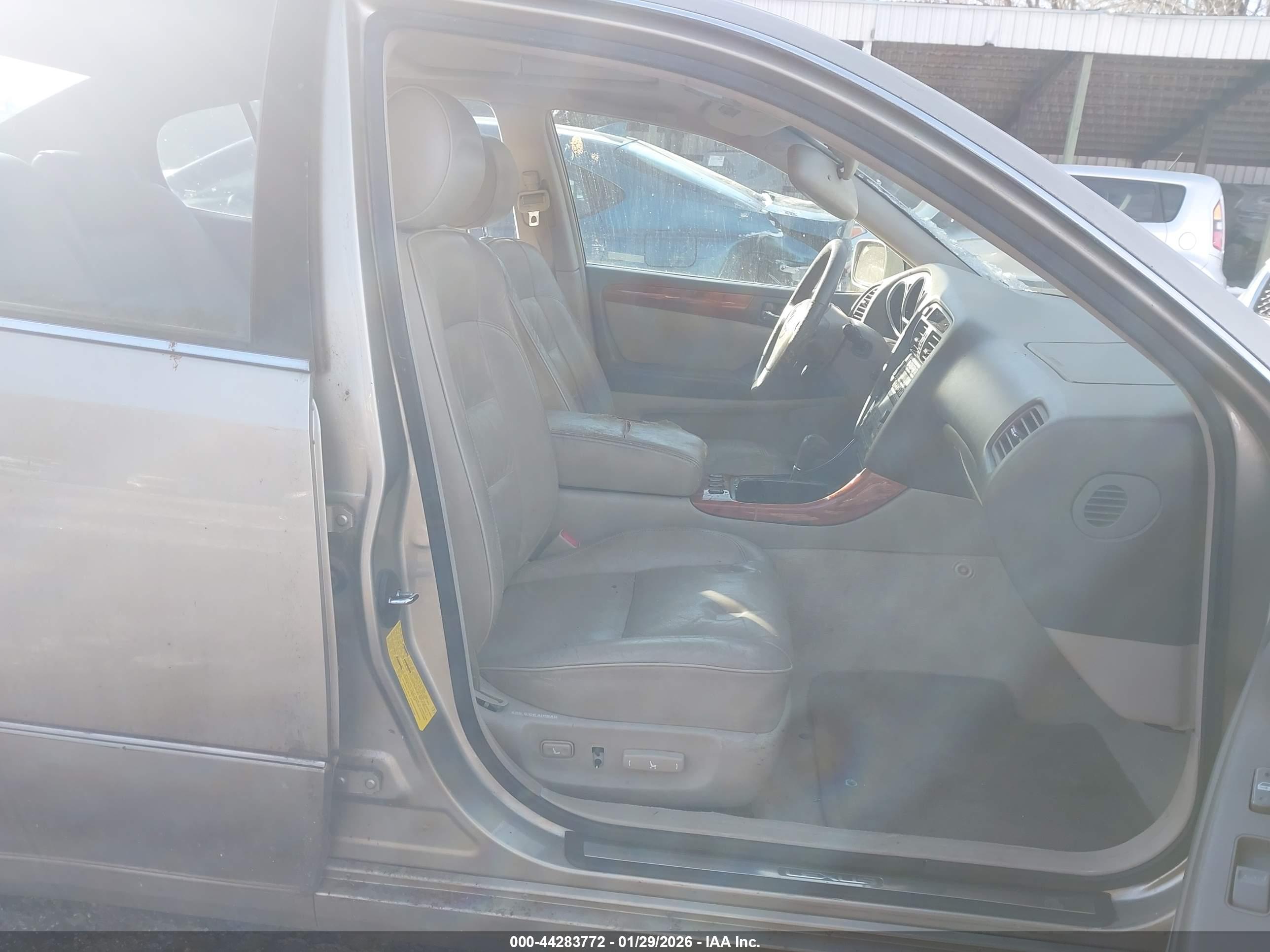 LEXUS GS image 5